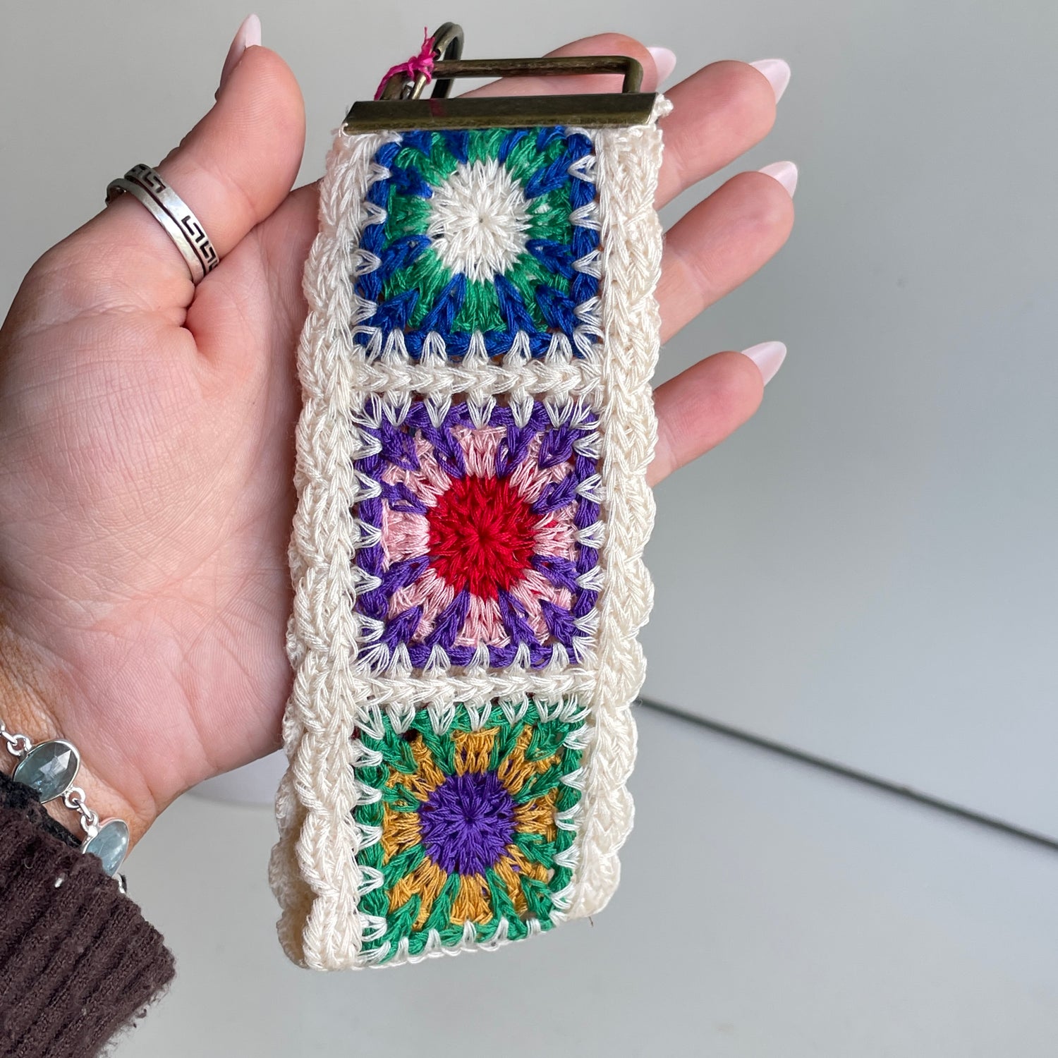 Crochet Cream Flower Key Fob MAS000156