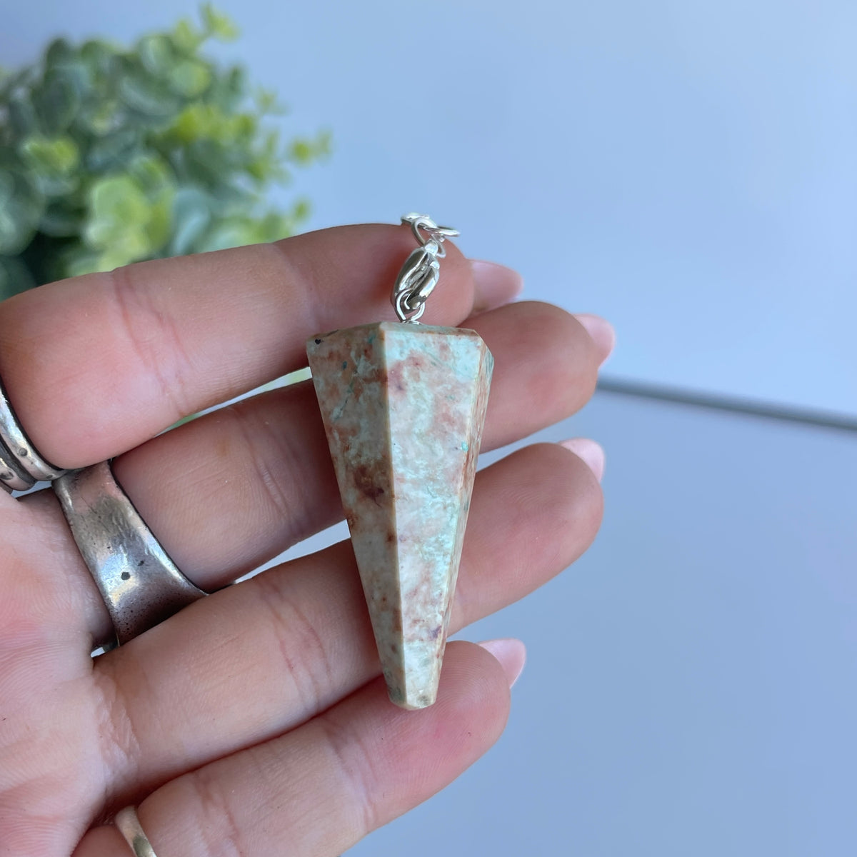 Turquoise Point Pendulum