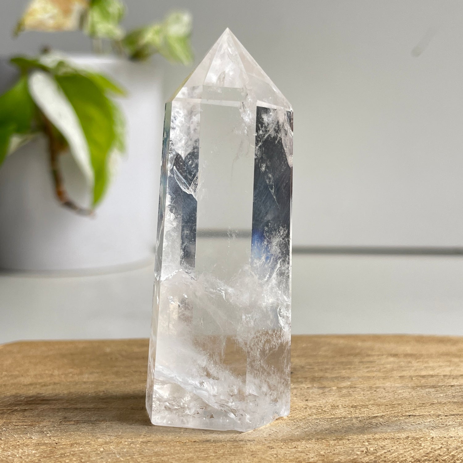 Clear Quartz Generator - AA Grade 7.2cm