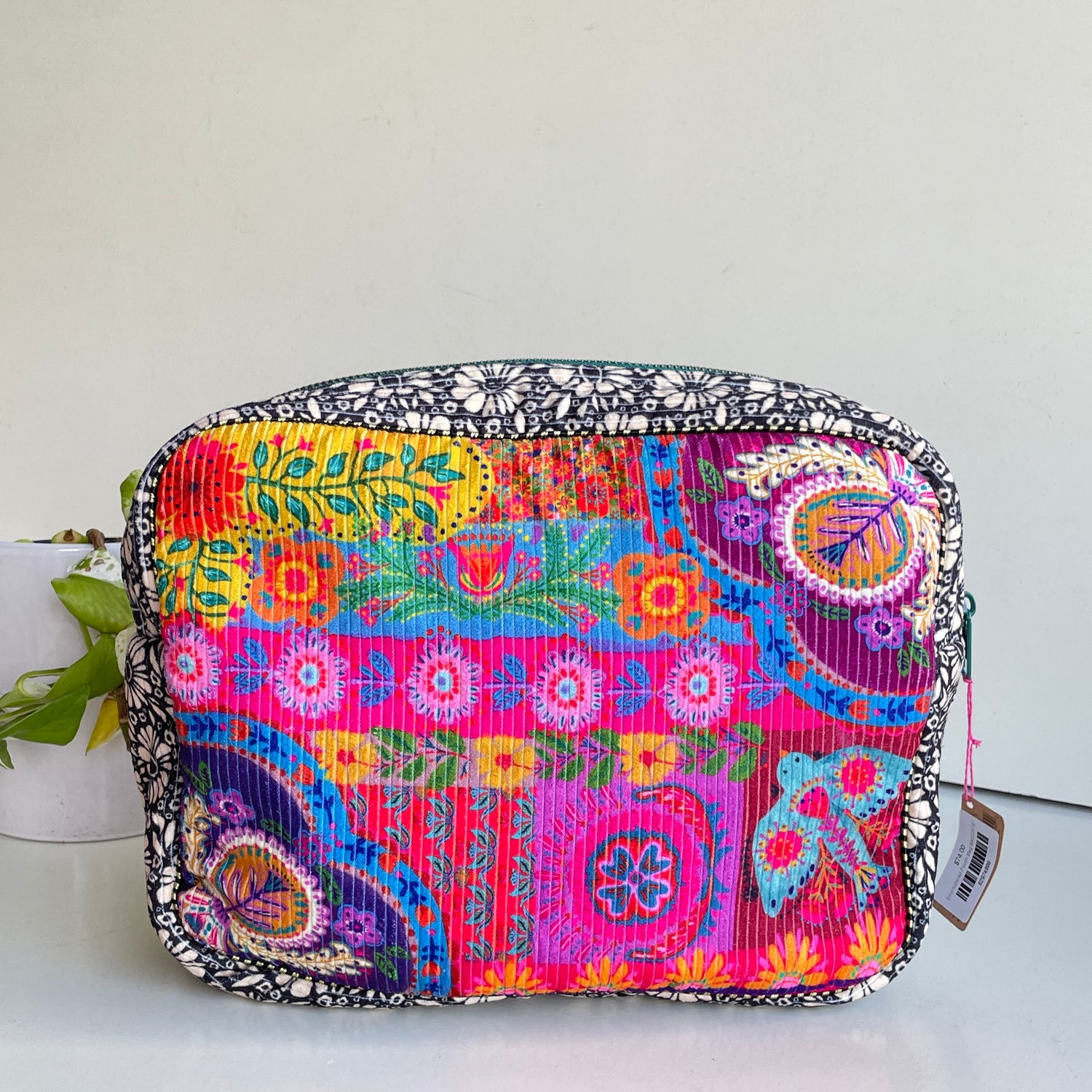 Embroidered Pouch Bag BAG000181