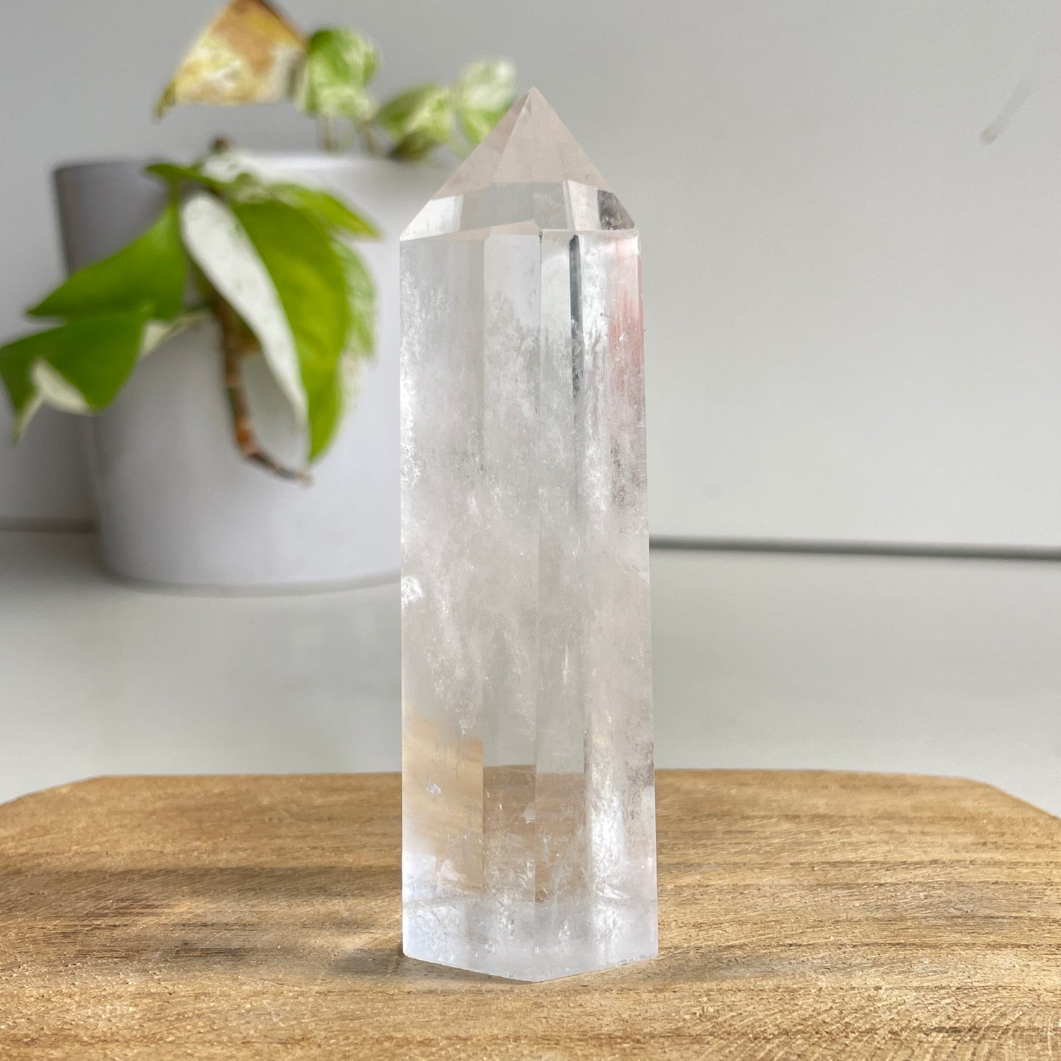 Clear Quartz Generator - AA Grade 9cm
