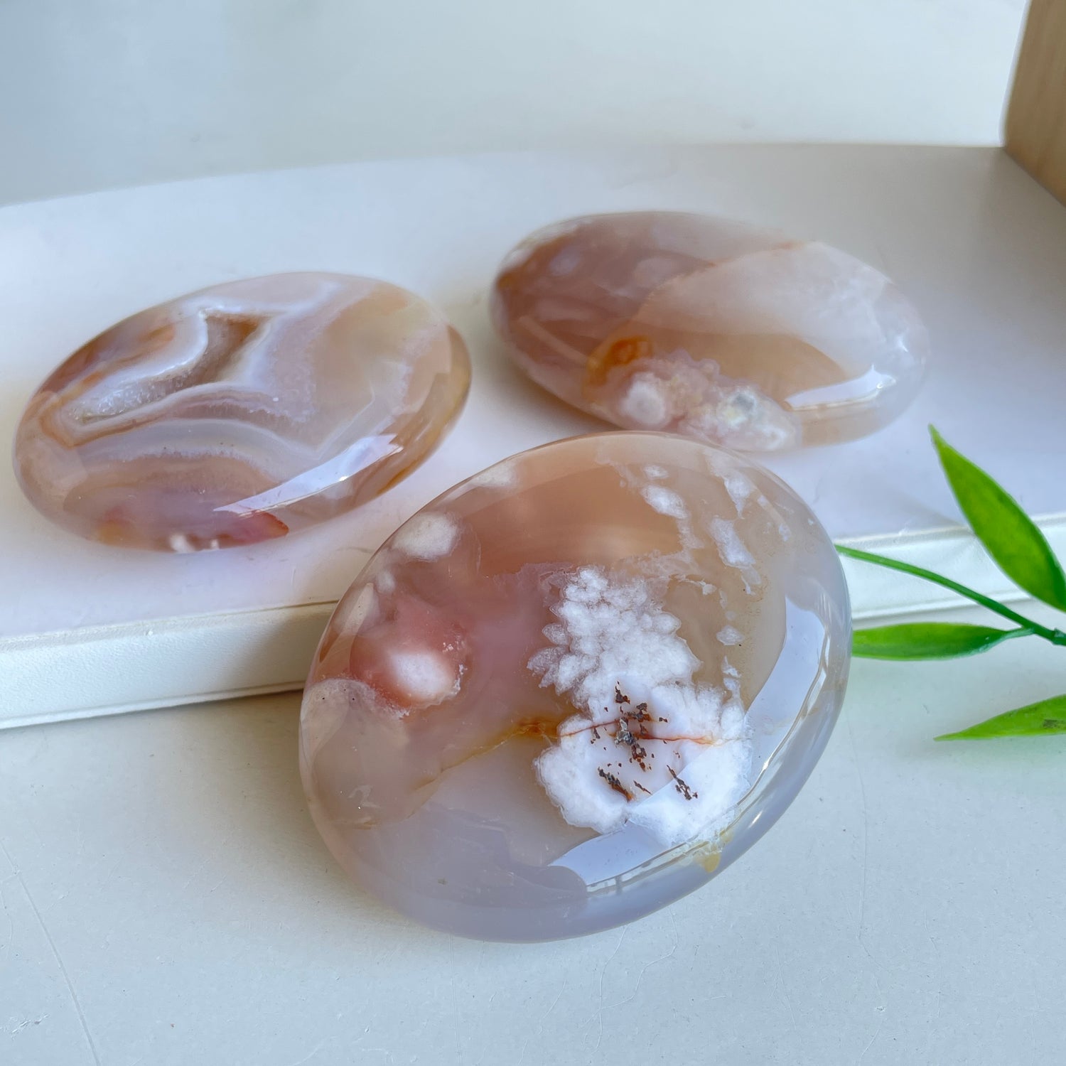 Flower Agate Palmstone