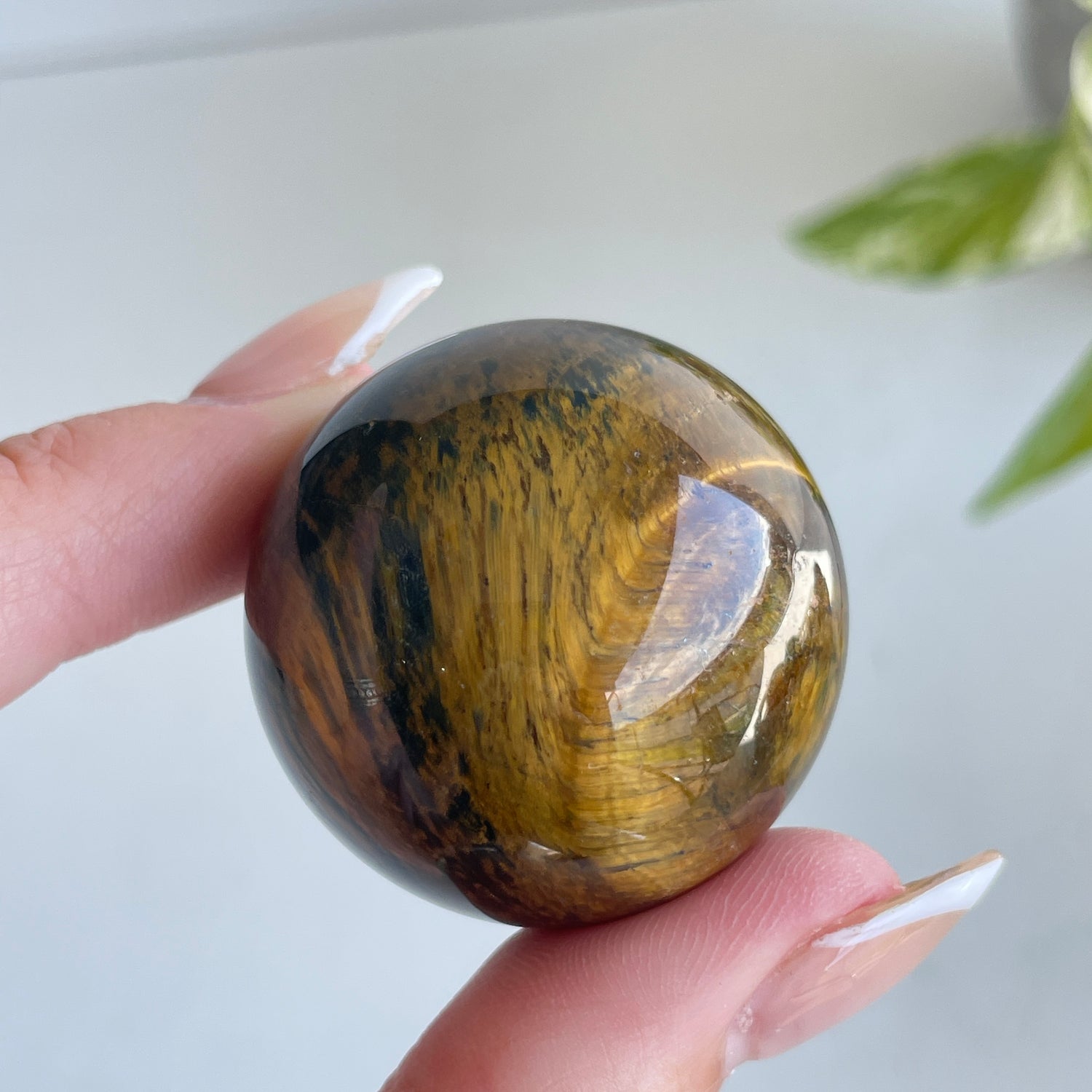 Tigers Eye Sphere 3.5cm - 4cm