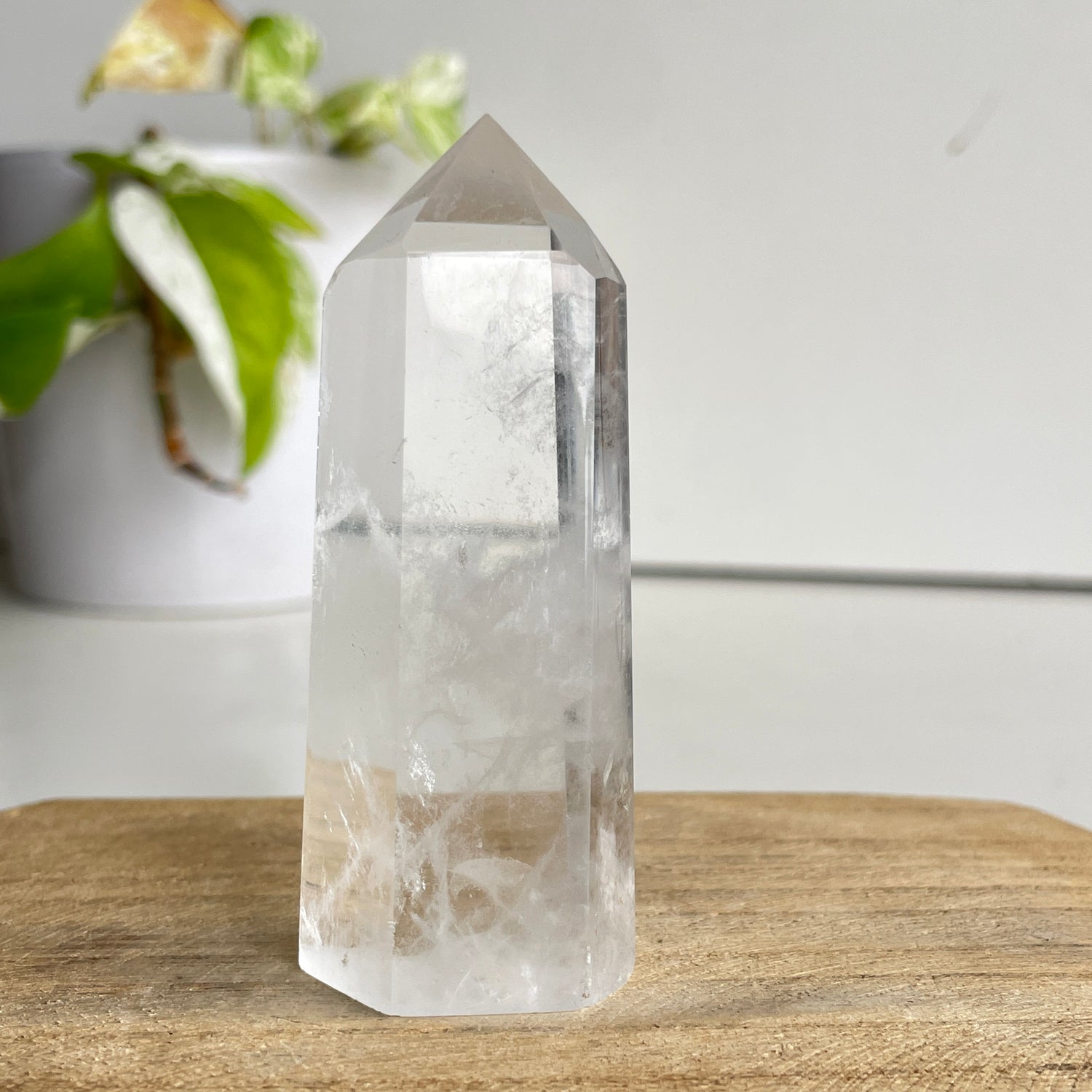 Clear Quartz Generator - AA Grade 8cm