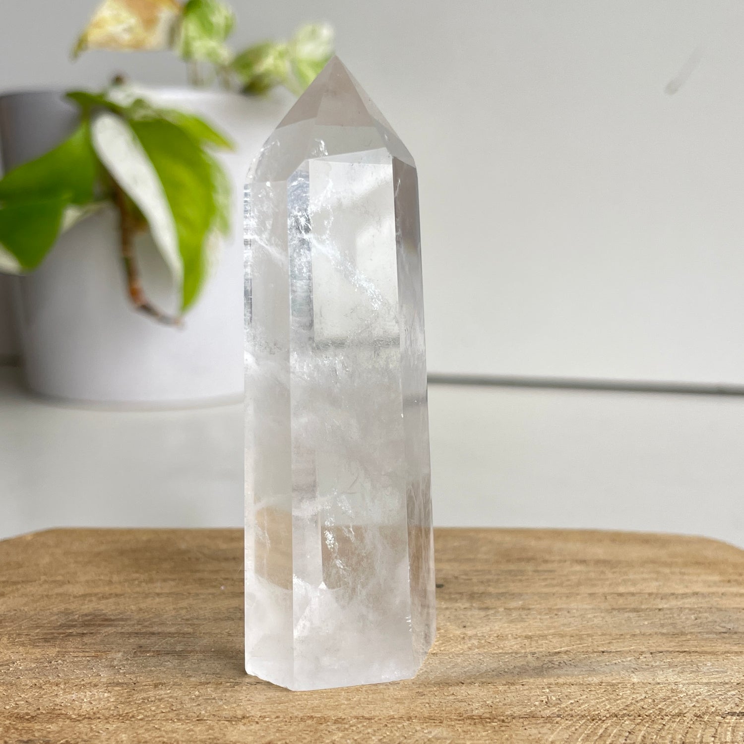 Clear Quartz Generator - AA Grade 8cm