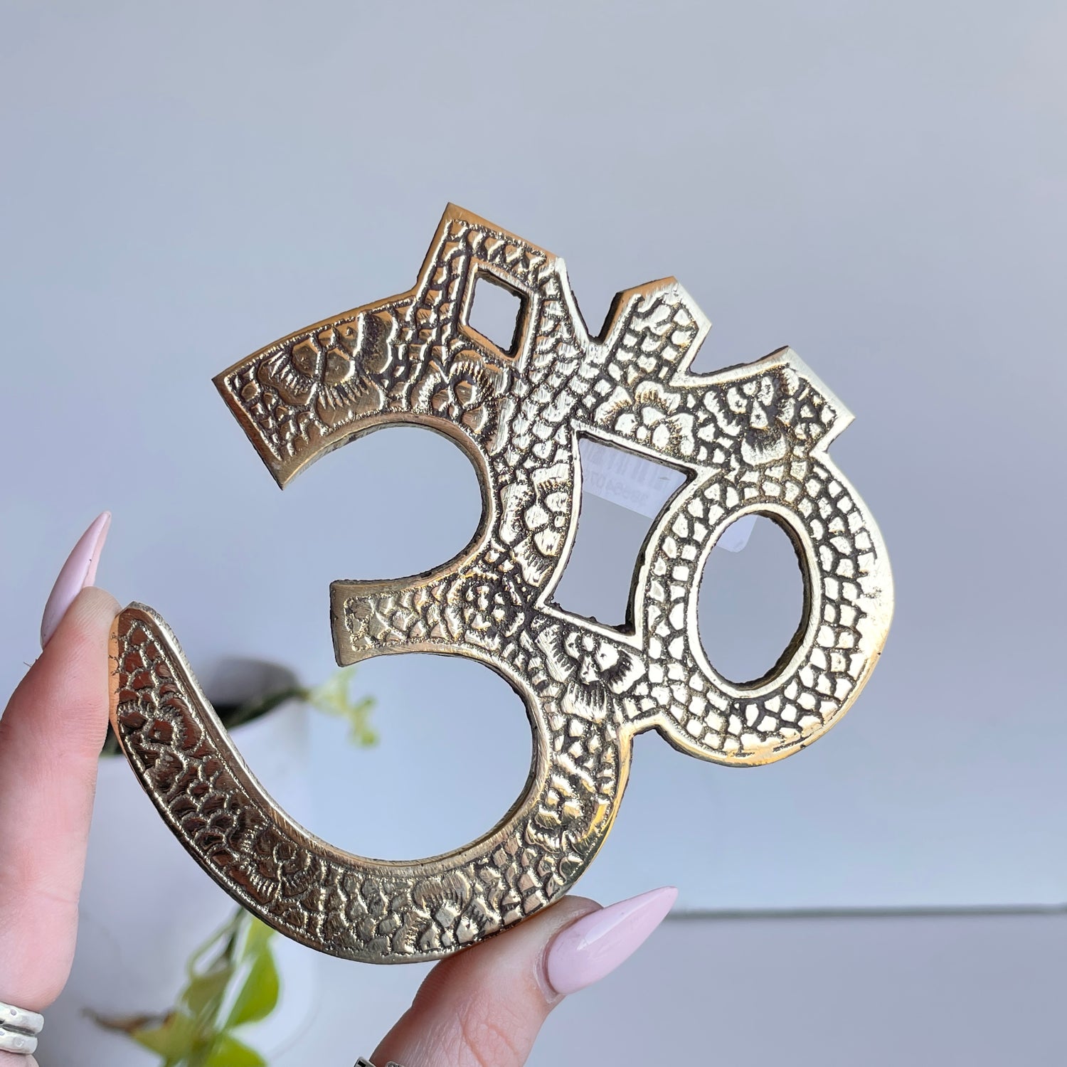 Brass om Symbol Engraved RT02