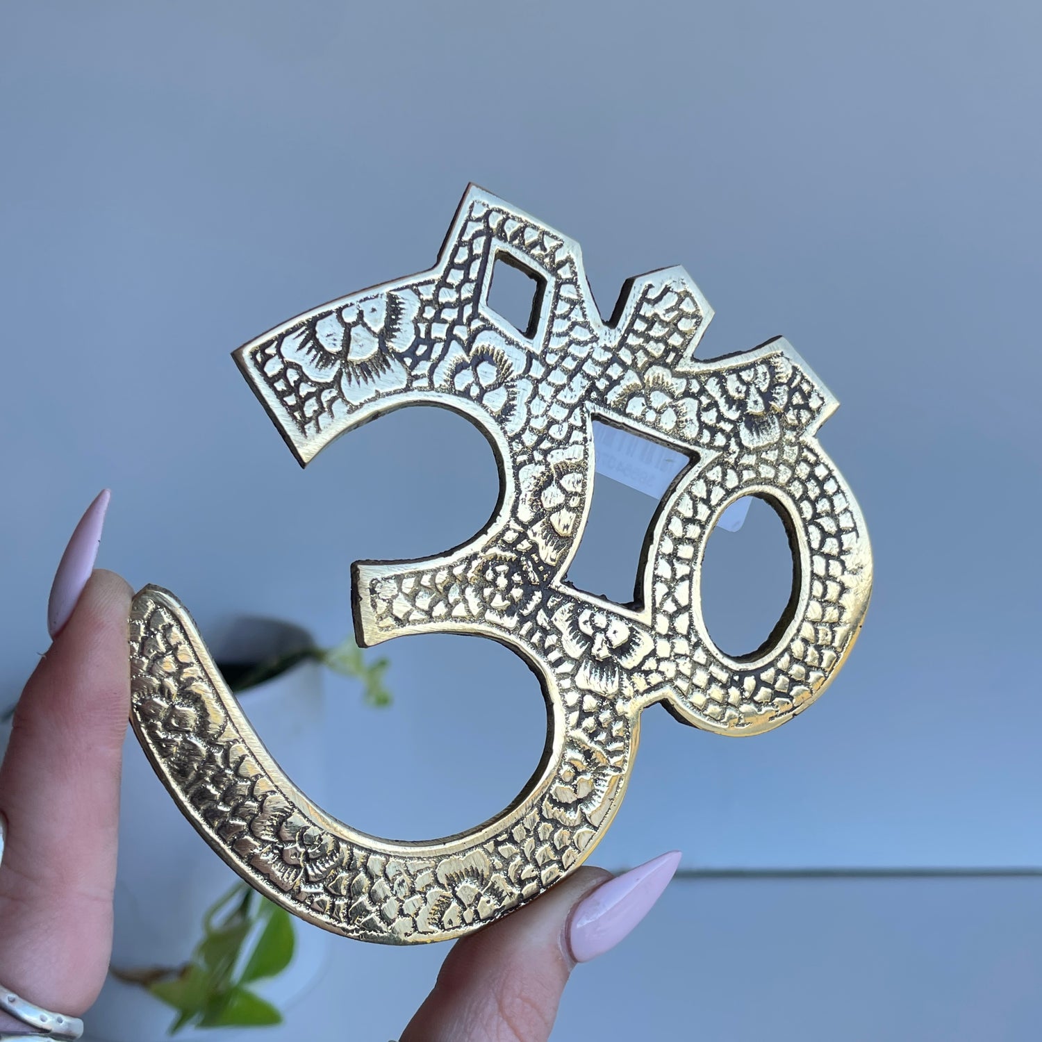 Brass om Symbol Engraved RT02