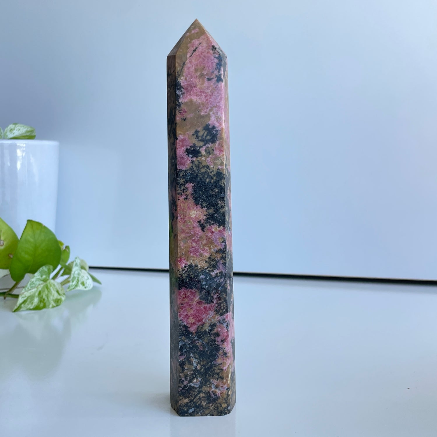 Rhodonite Generator 21.4cm