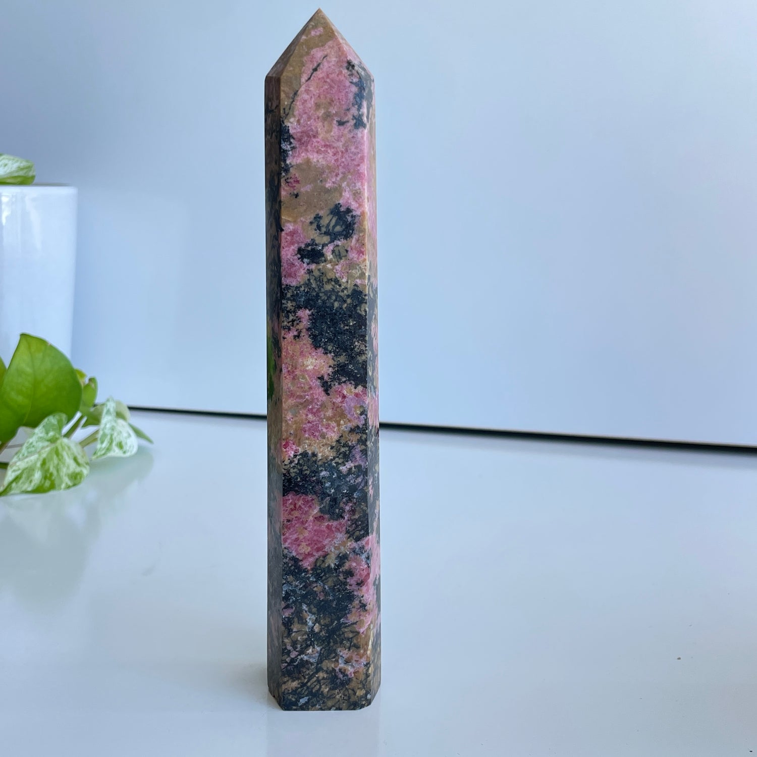 Rhodonite Generator 21.4cm