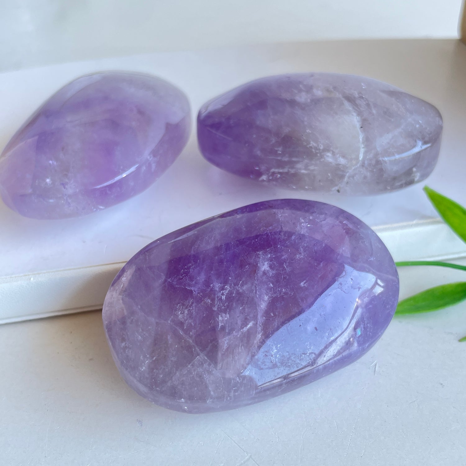 Amethyst Palmstone Large