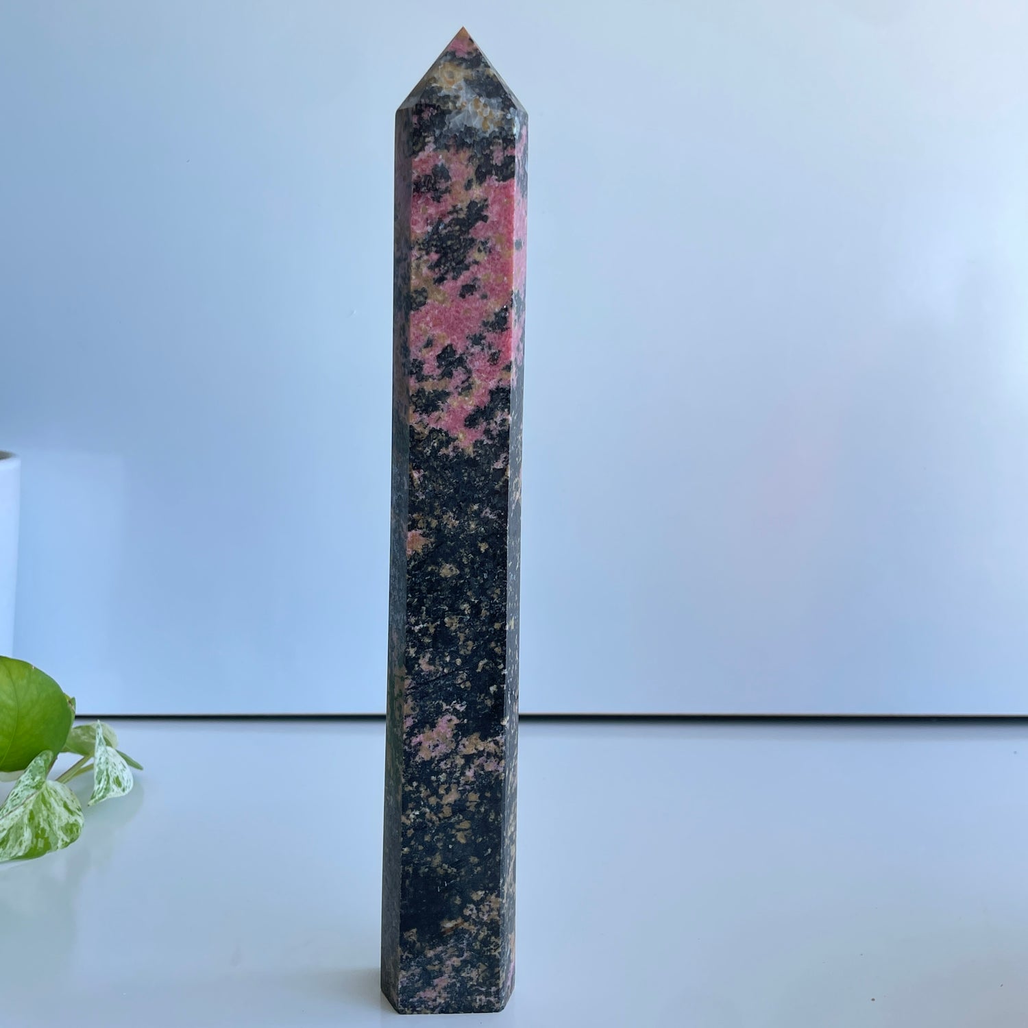 Rhodonite Generator 30.6cm