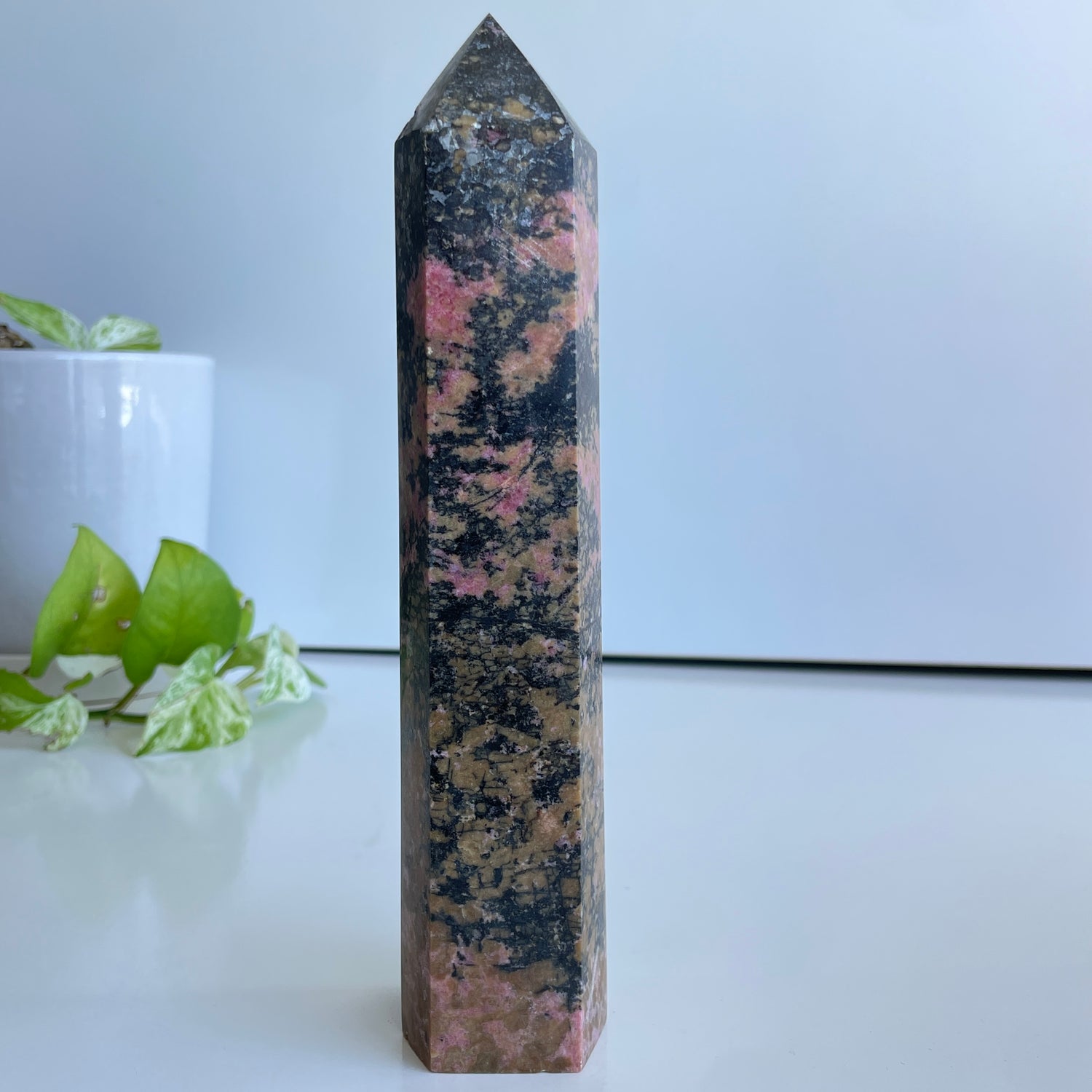 Rhodonite Generator 21.2cm