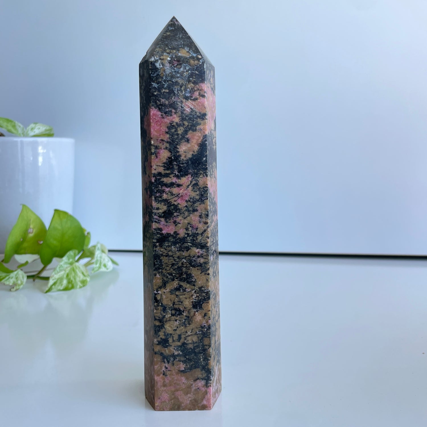 Rhodonite Generator 21.2cm