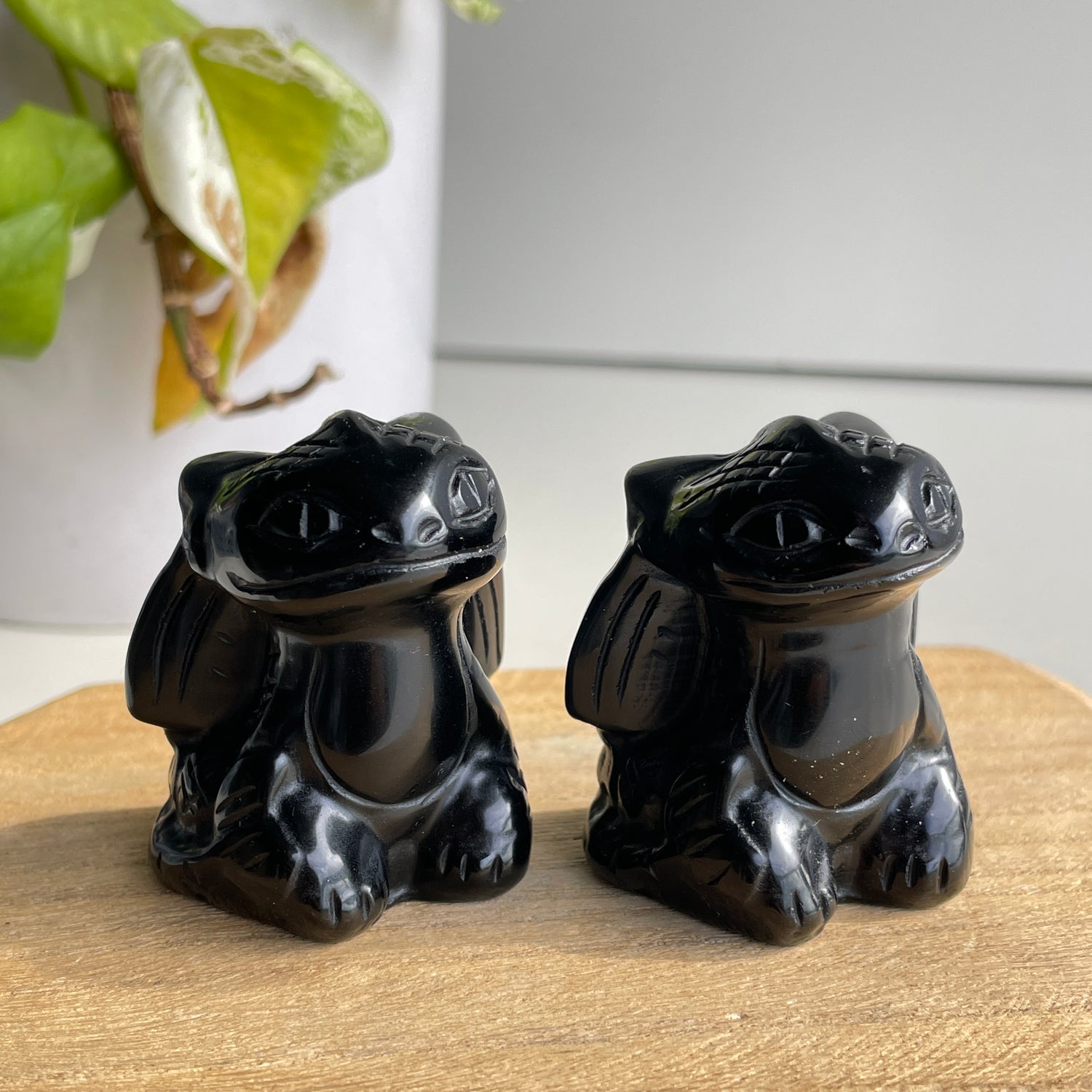 Black Obsidian Toothless 5cm