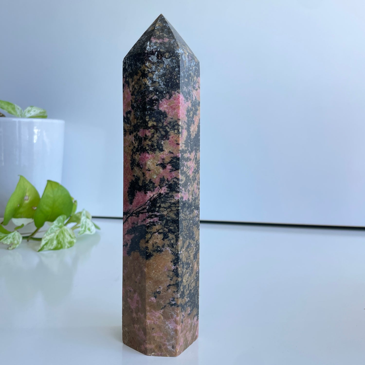 Rhodonite Generator 21.2cm