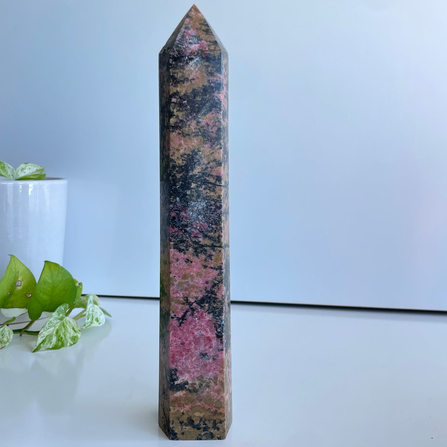 Rhodonite Generator 27.8cm