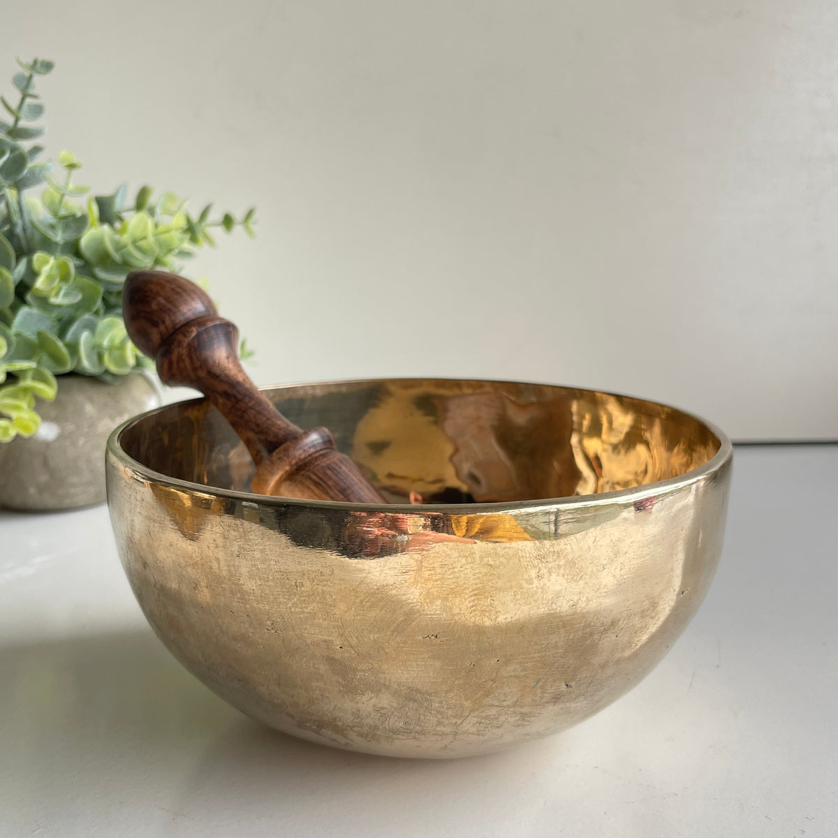 Brass Singing Bowl KH863 700g