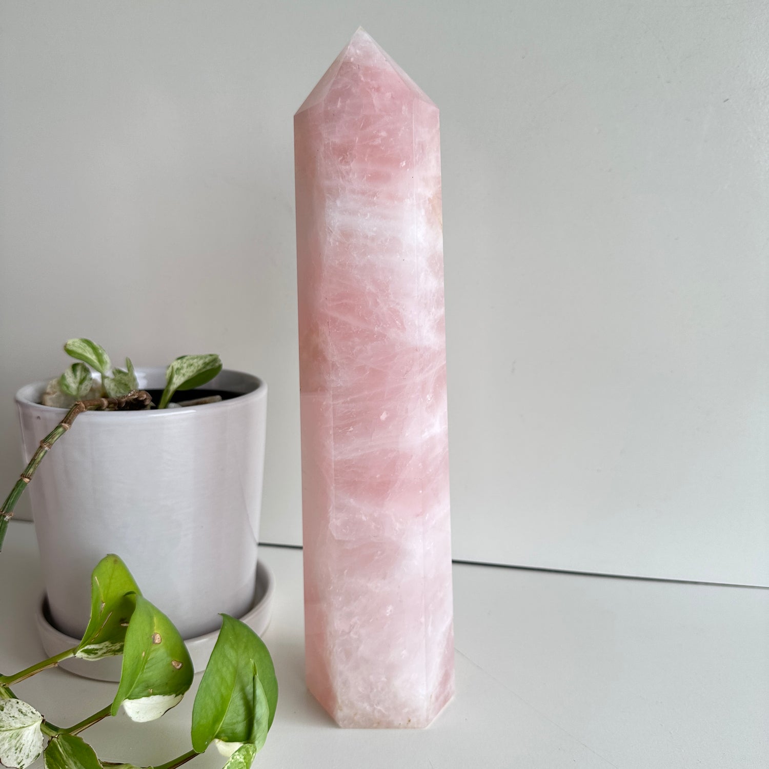 Rose Quartz Generator 33.7cm