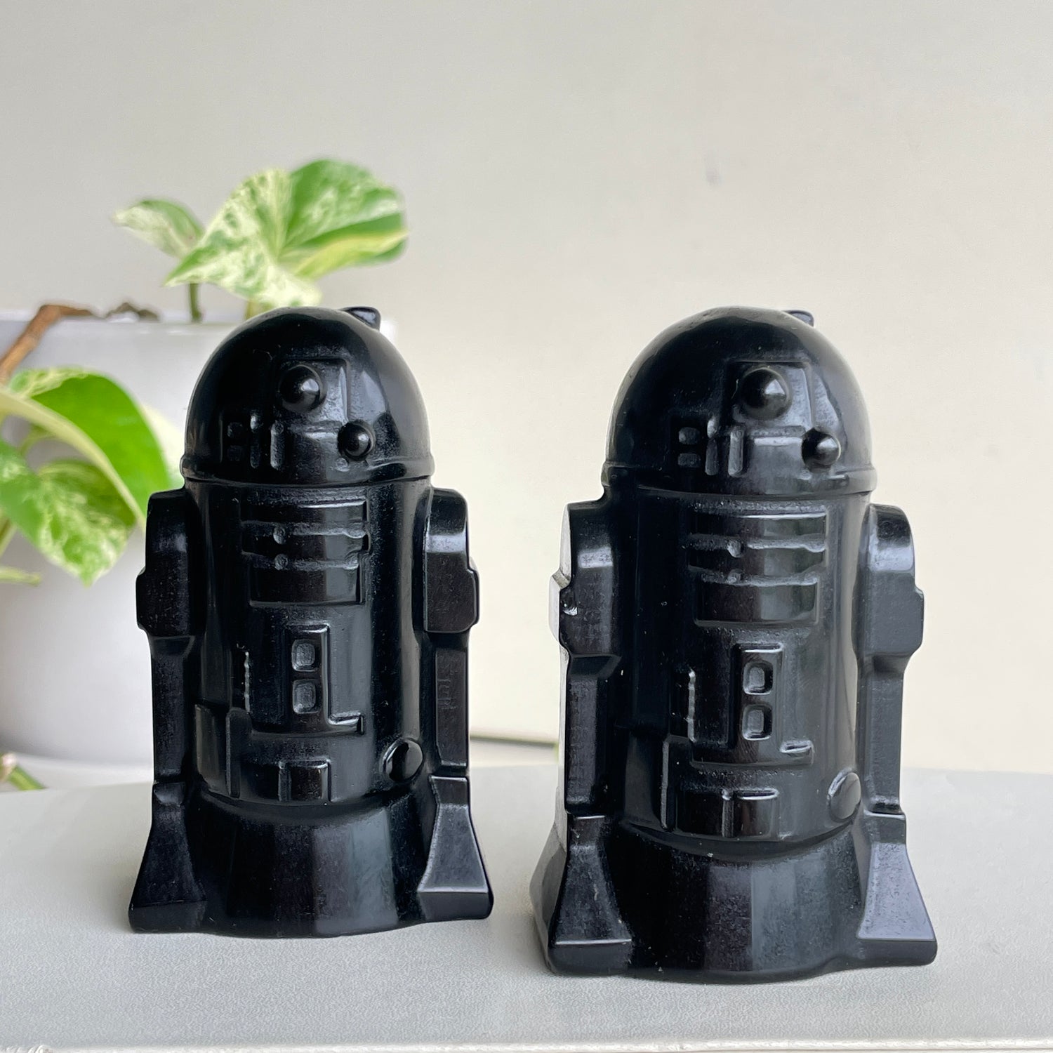 Black Obsidian R2D2