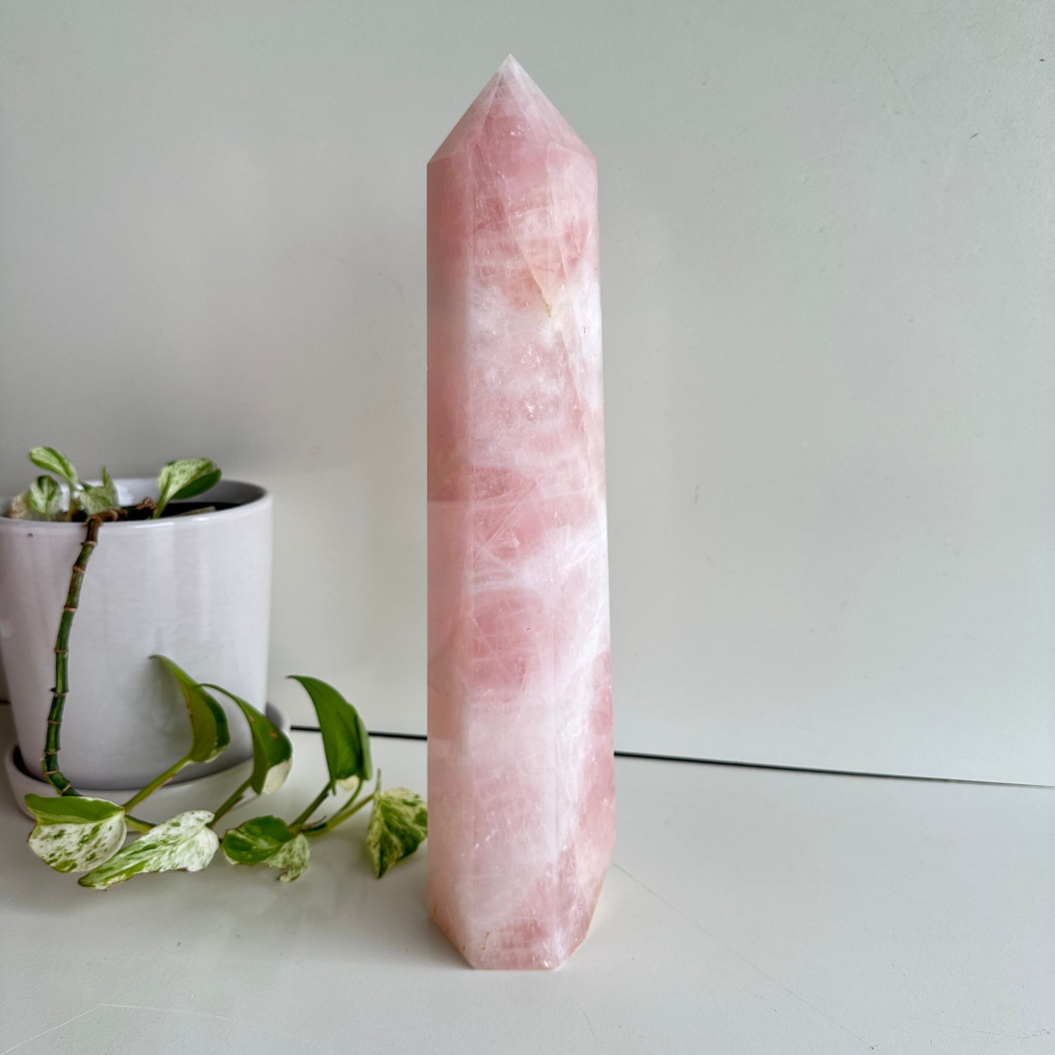 Rose Quartz Generator 33.7cm