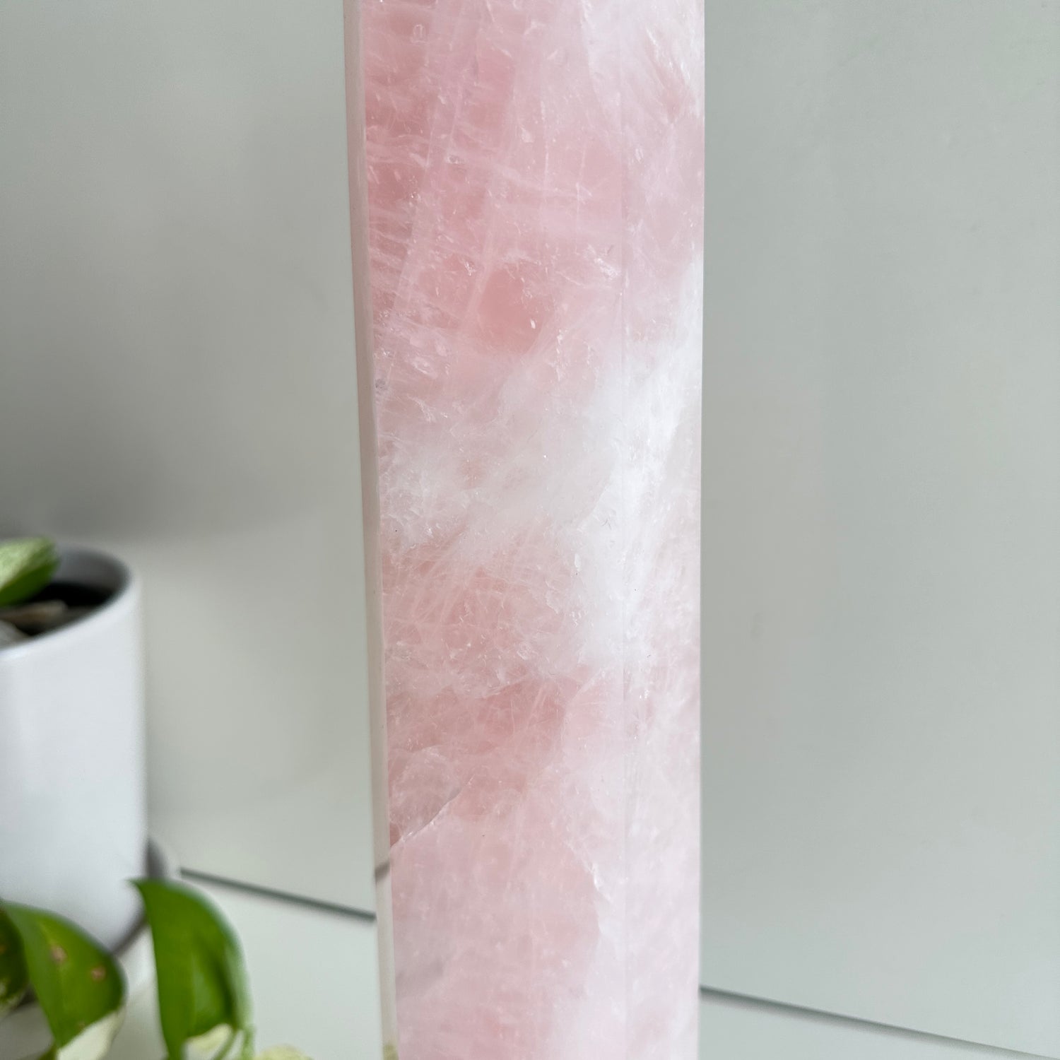 Rose Quartz Generator 41.8cm