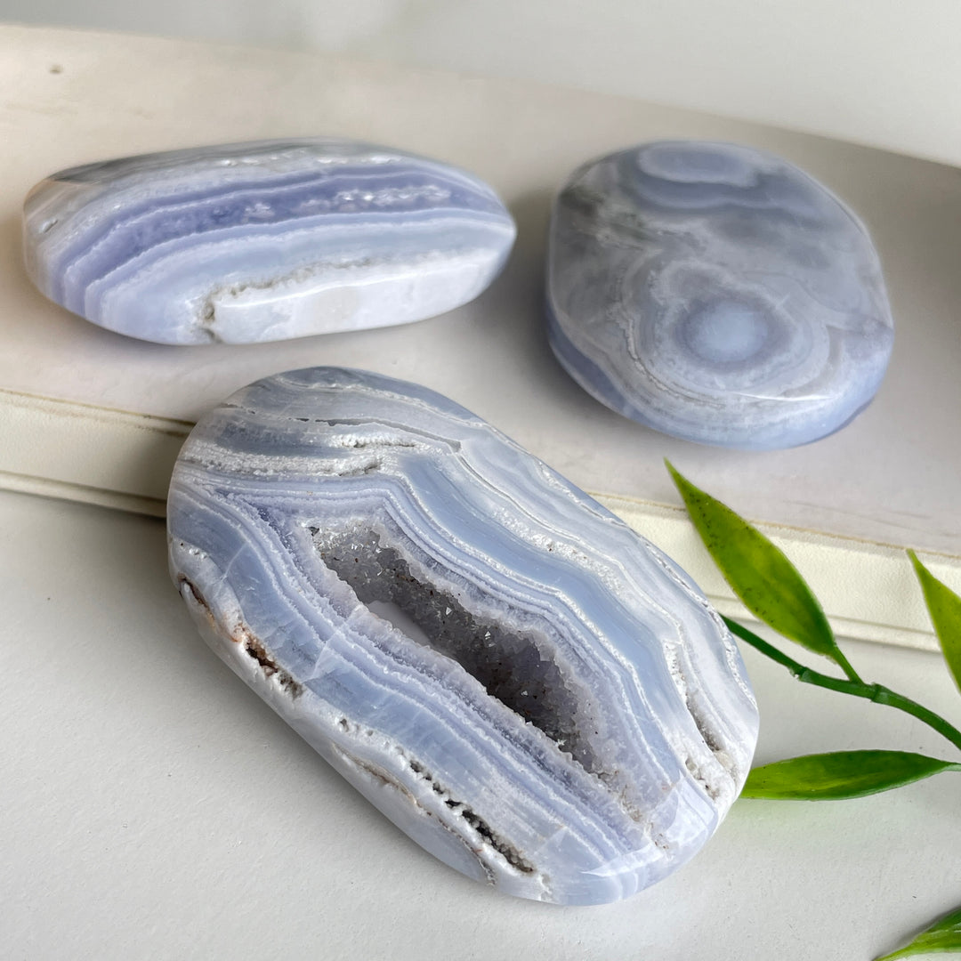 Blue Lace Agate Palmstone Lge