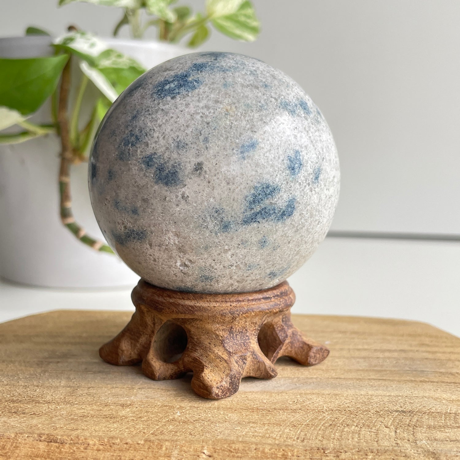 Apatite In Granite Sphere 6.5cm