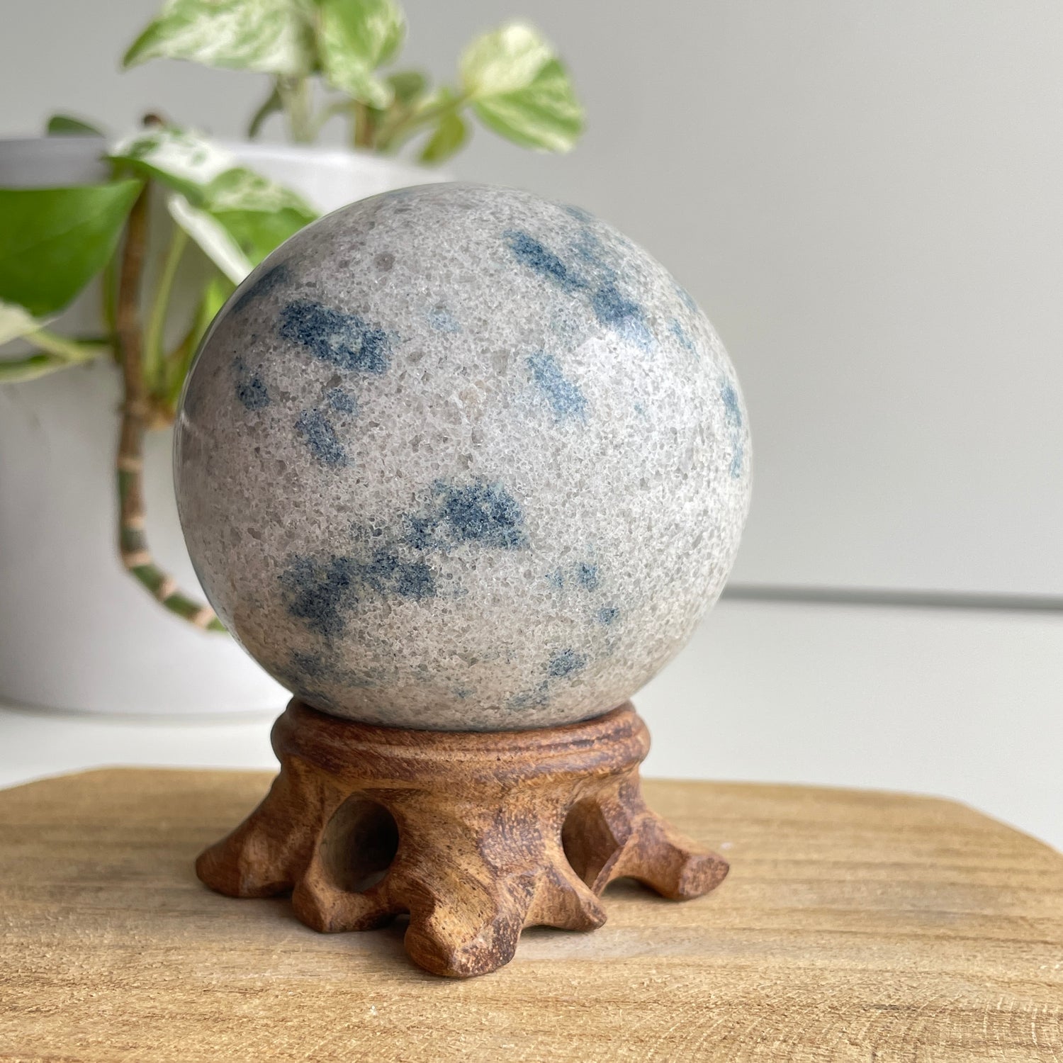 Apatite In Granite Sphere 6.5cm