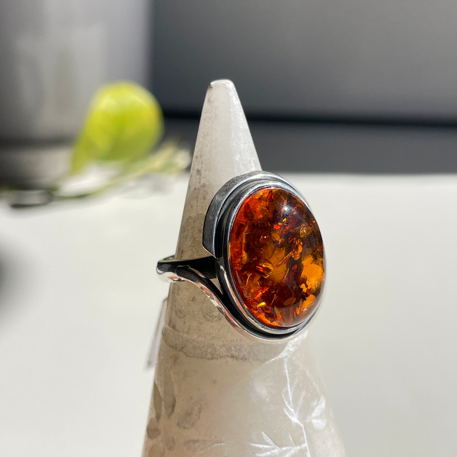Amber Oval Ring Sz7