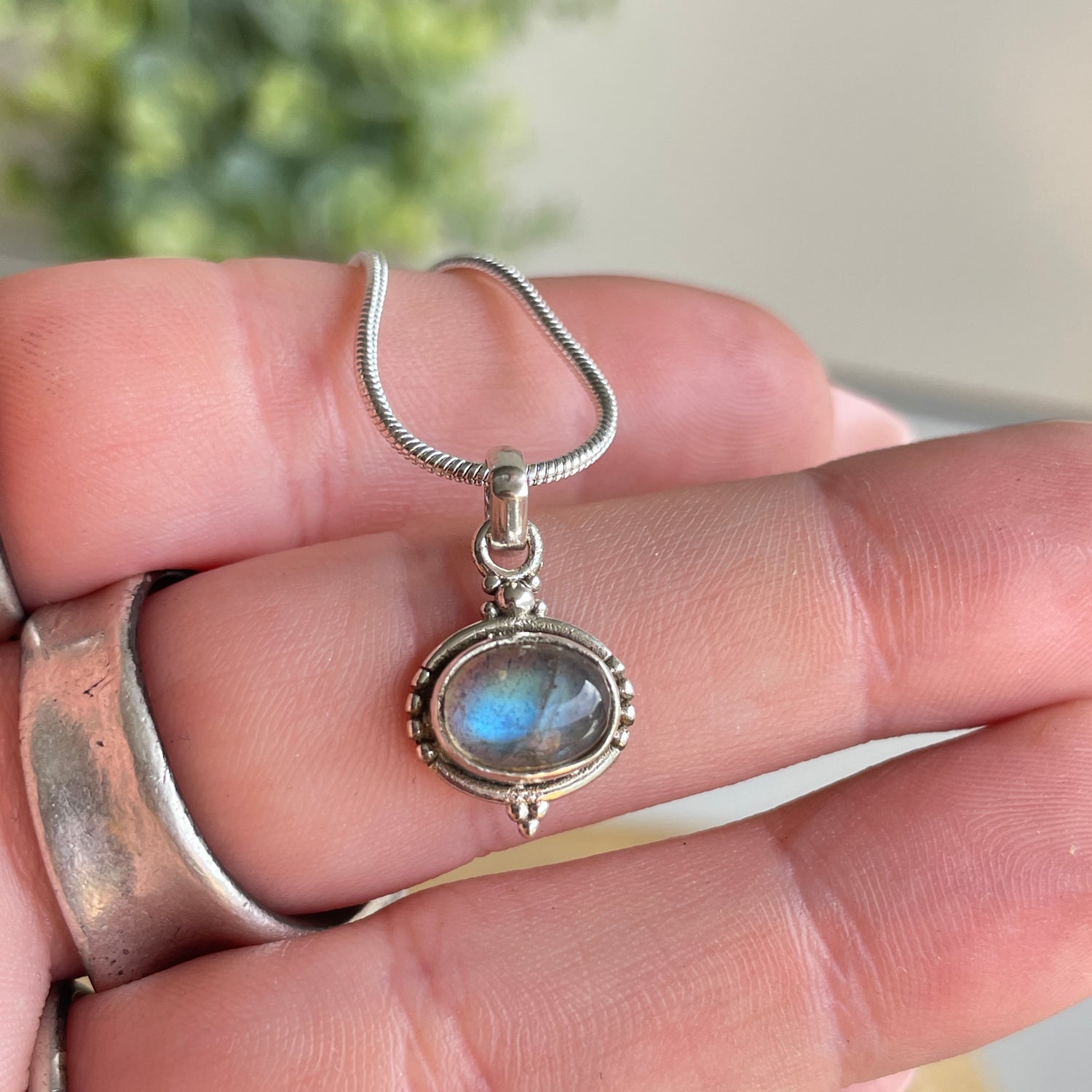 Labradorite Oval Pendant