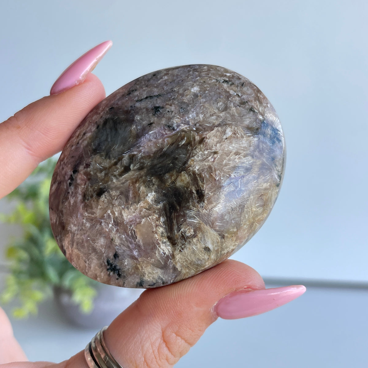 Charoite Palmstone 80g