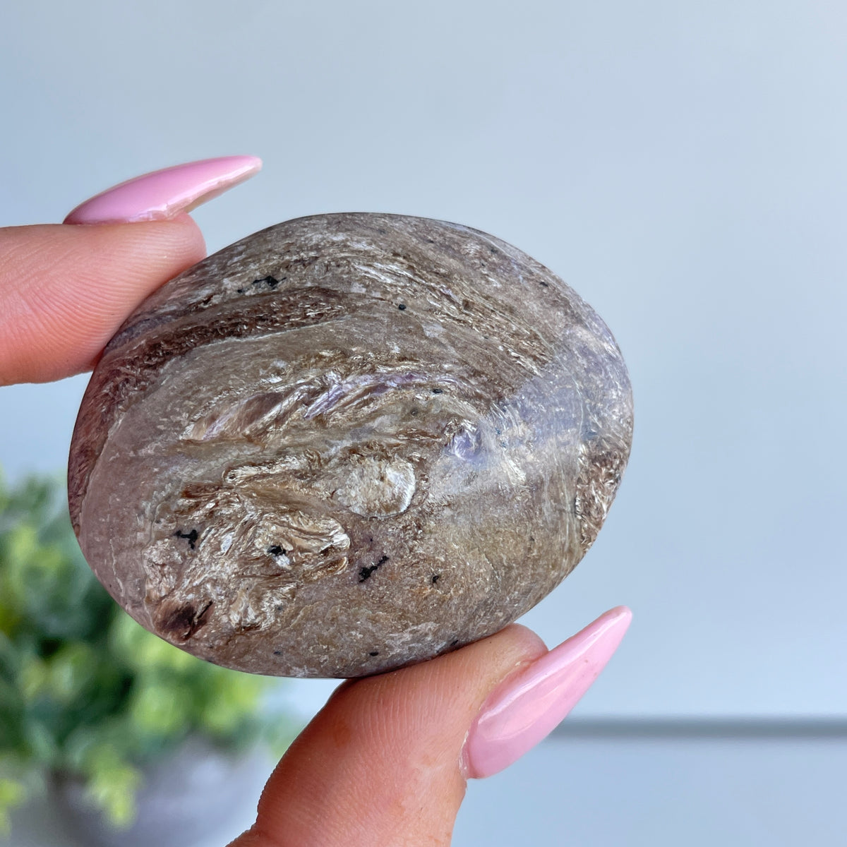 Charoite Palmstone 46g