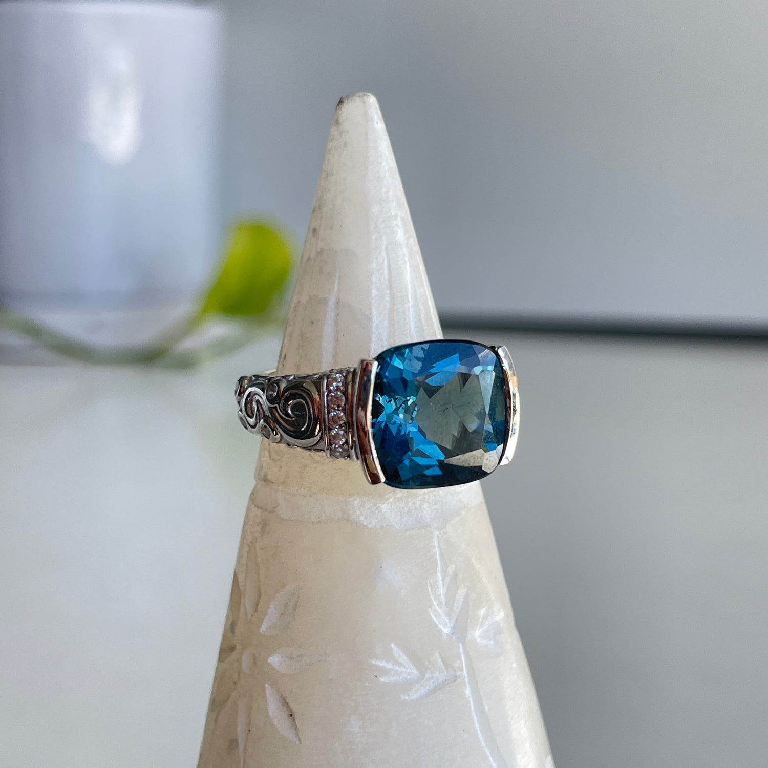 London Blue Topaz Square Ring Sz8