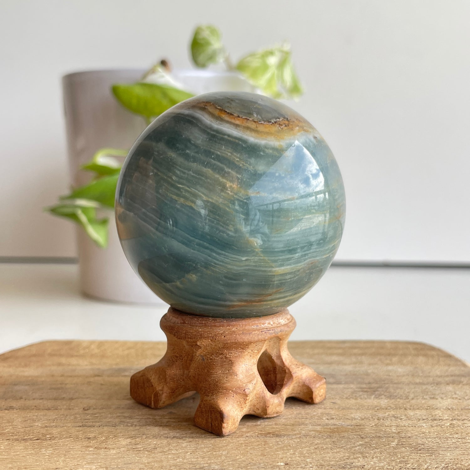 Blue Onyx Sphere 5.7cm