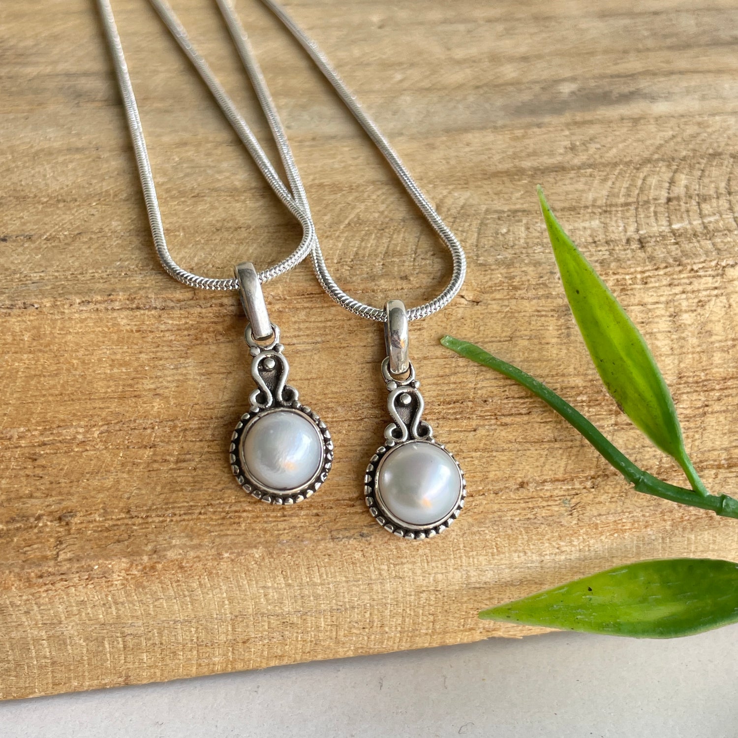 Pearl Round Pendant