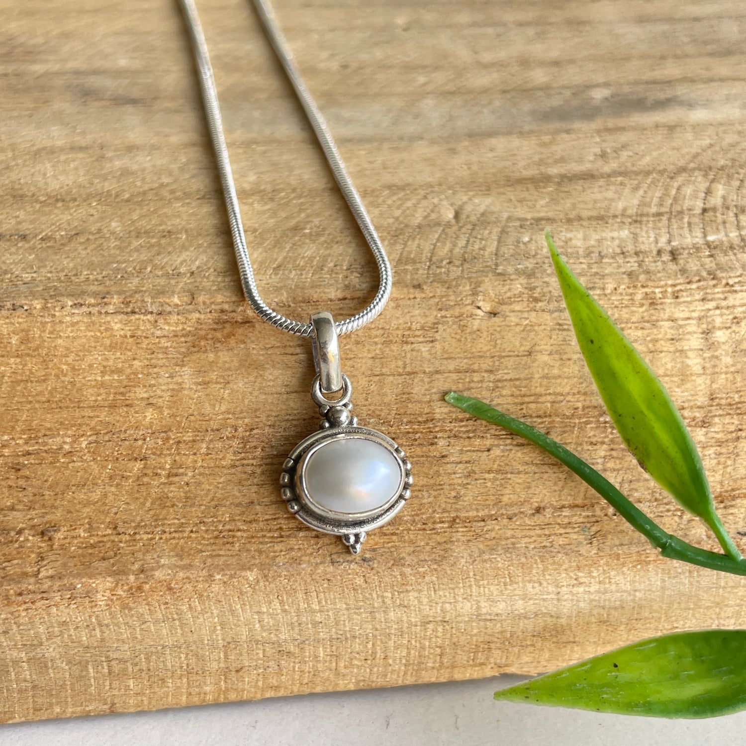 Pearl Oval Pendant