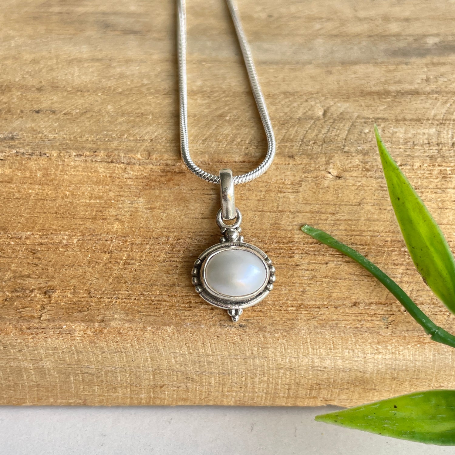 Pearl Oval Pendant
