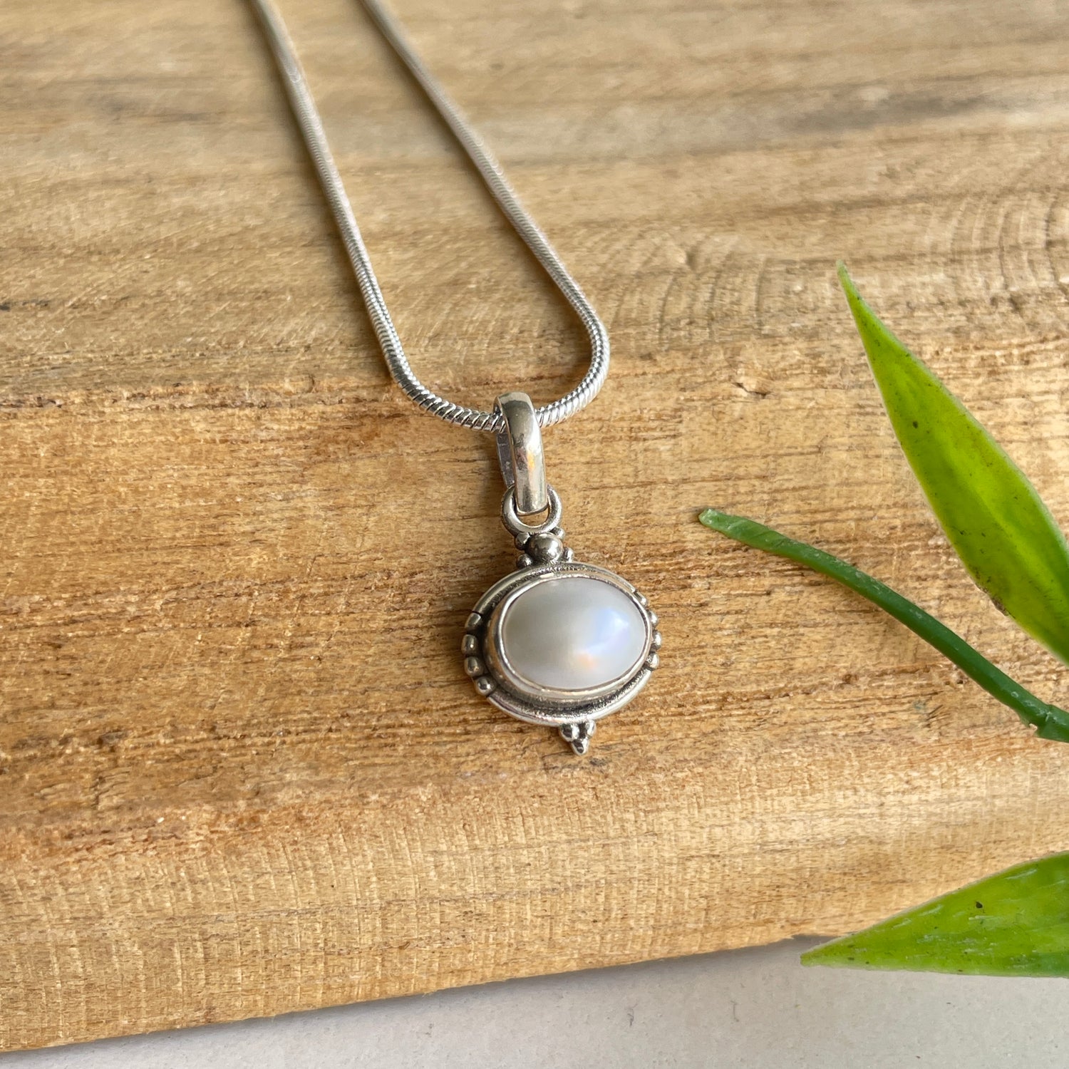 Pearl Oval Pendant