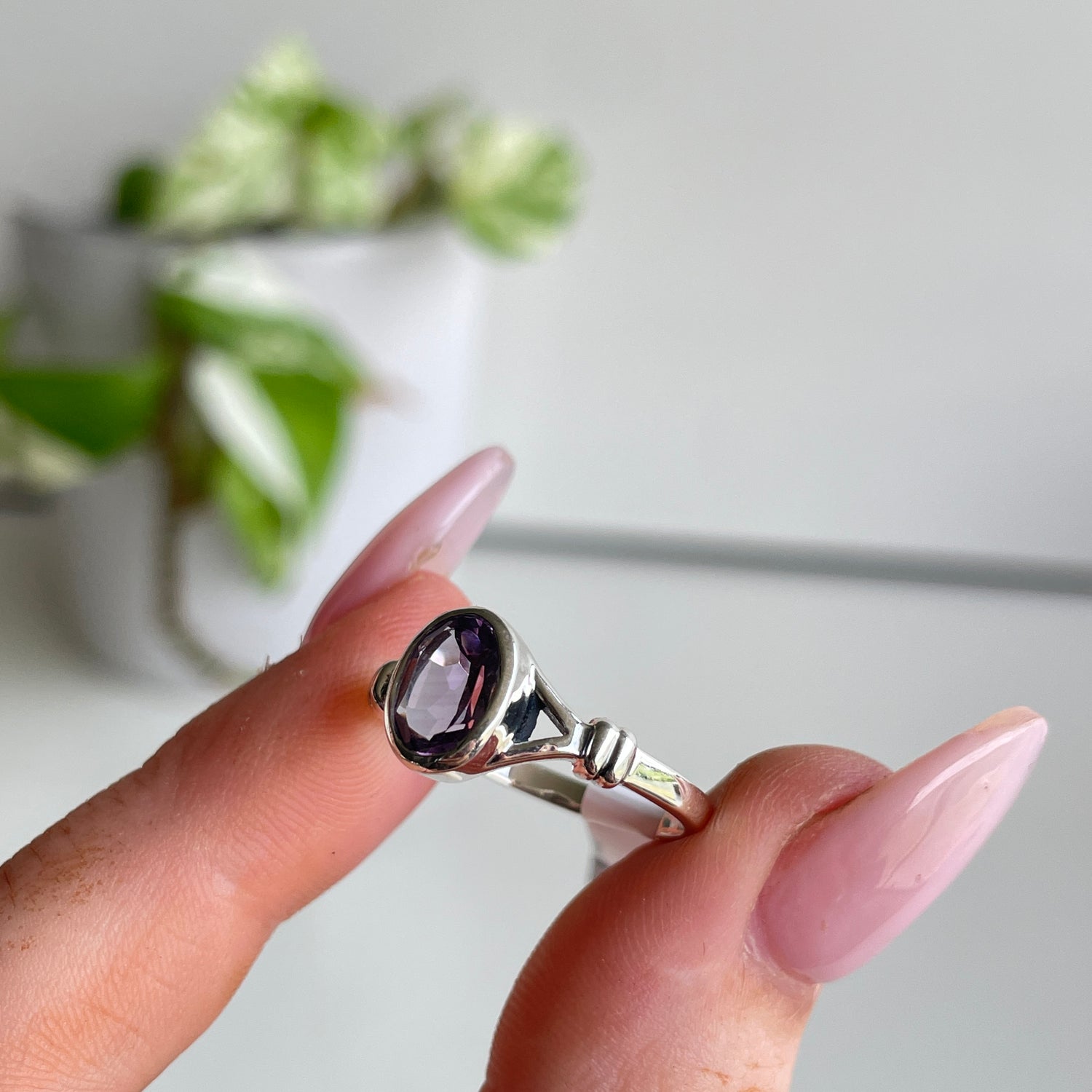 Amethyst Oval Ring