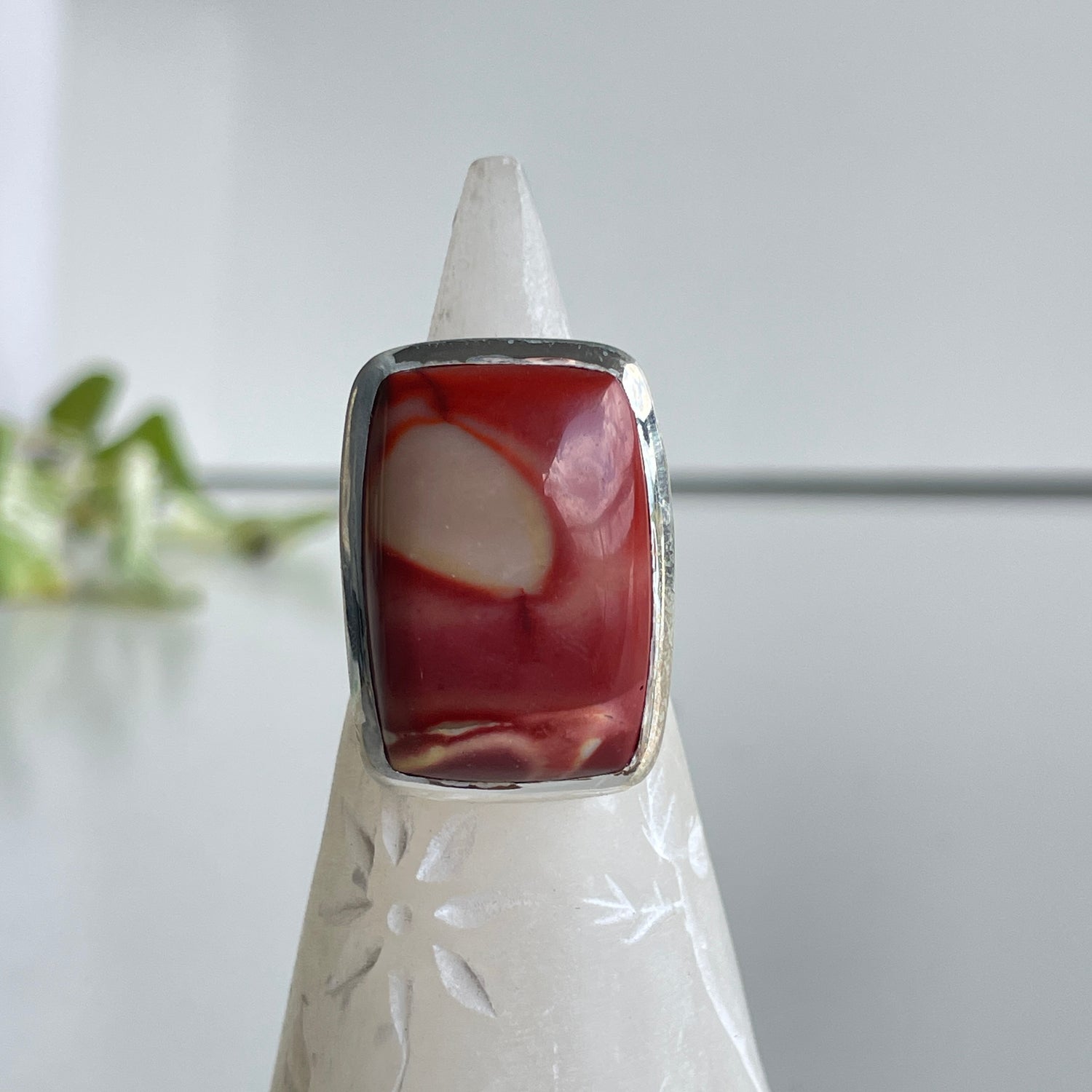 Mookaite Rectangle Ring Sz8