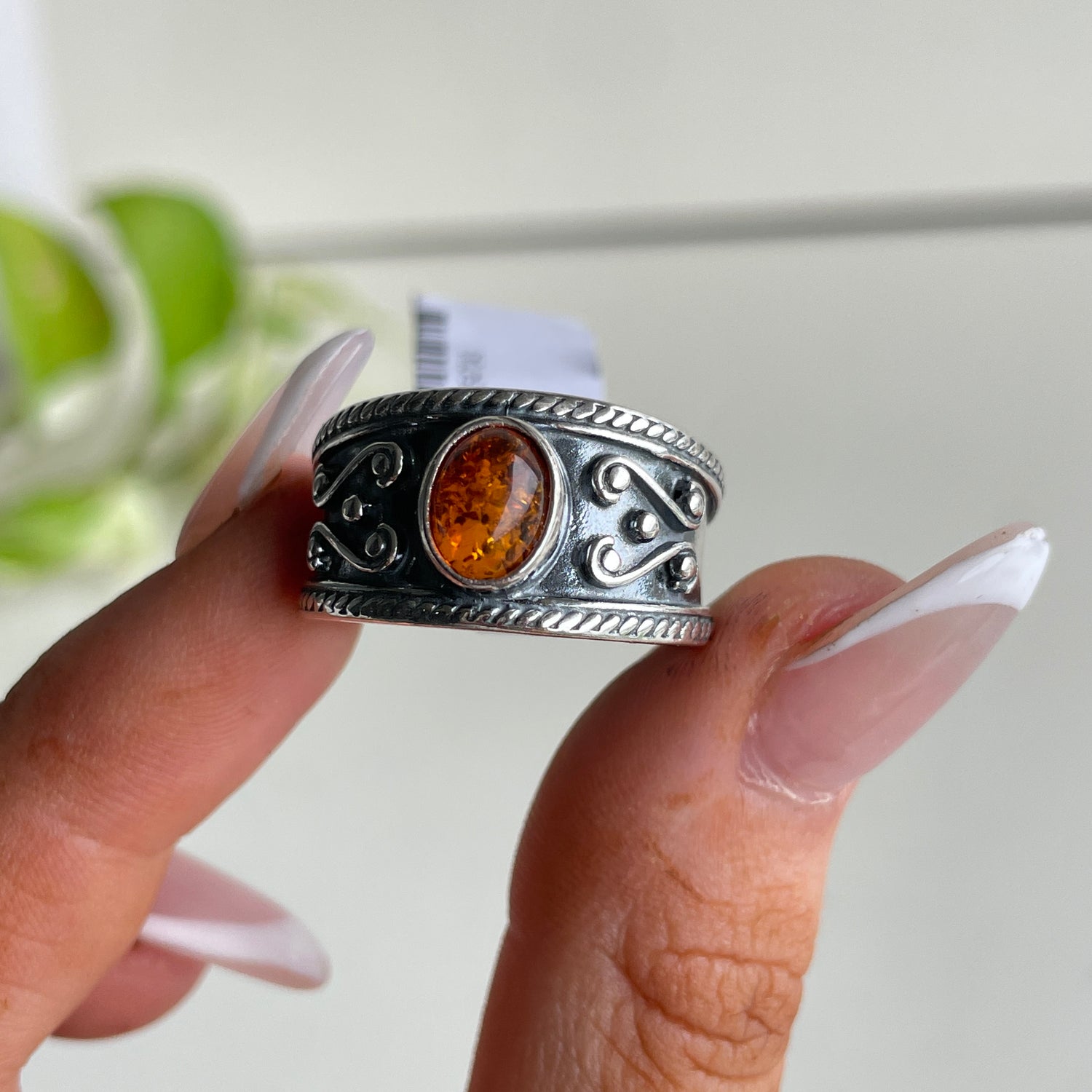 Amber Oval Ring Sz9