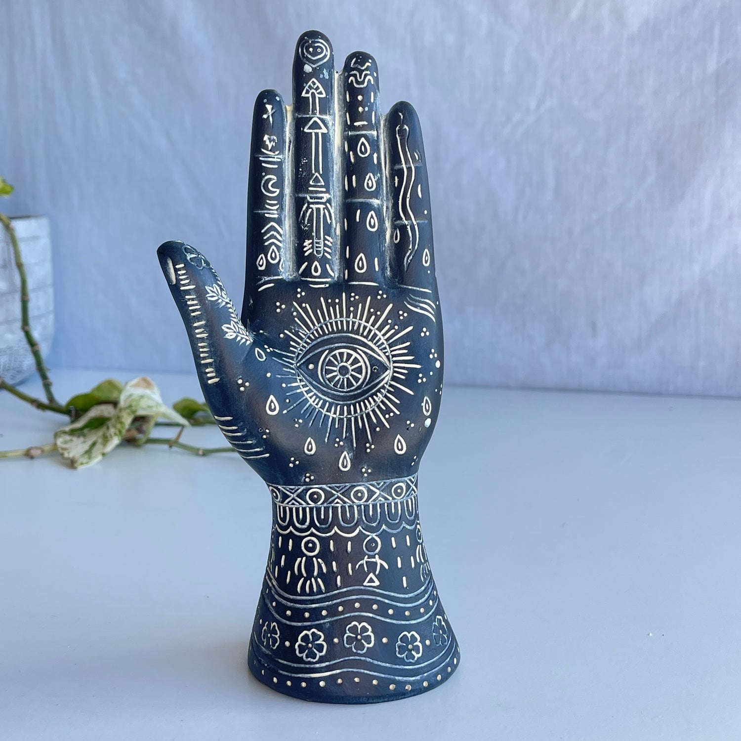 Black and White Palm With Evil Eye hanpalms