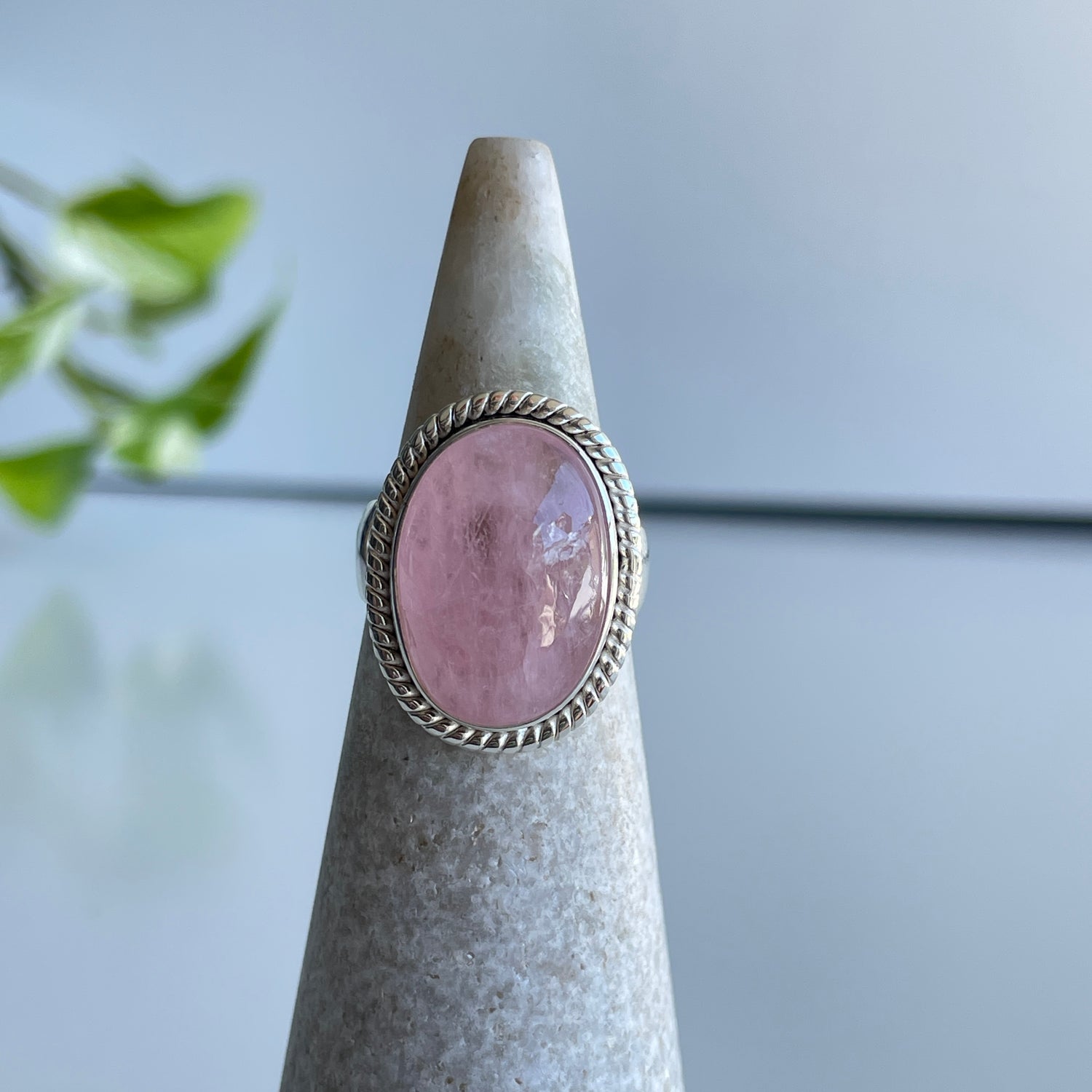 Morganite Oval Ring Sz8