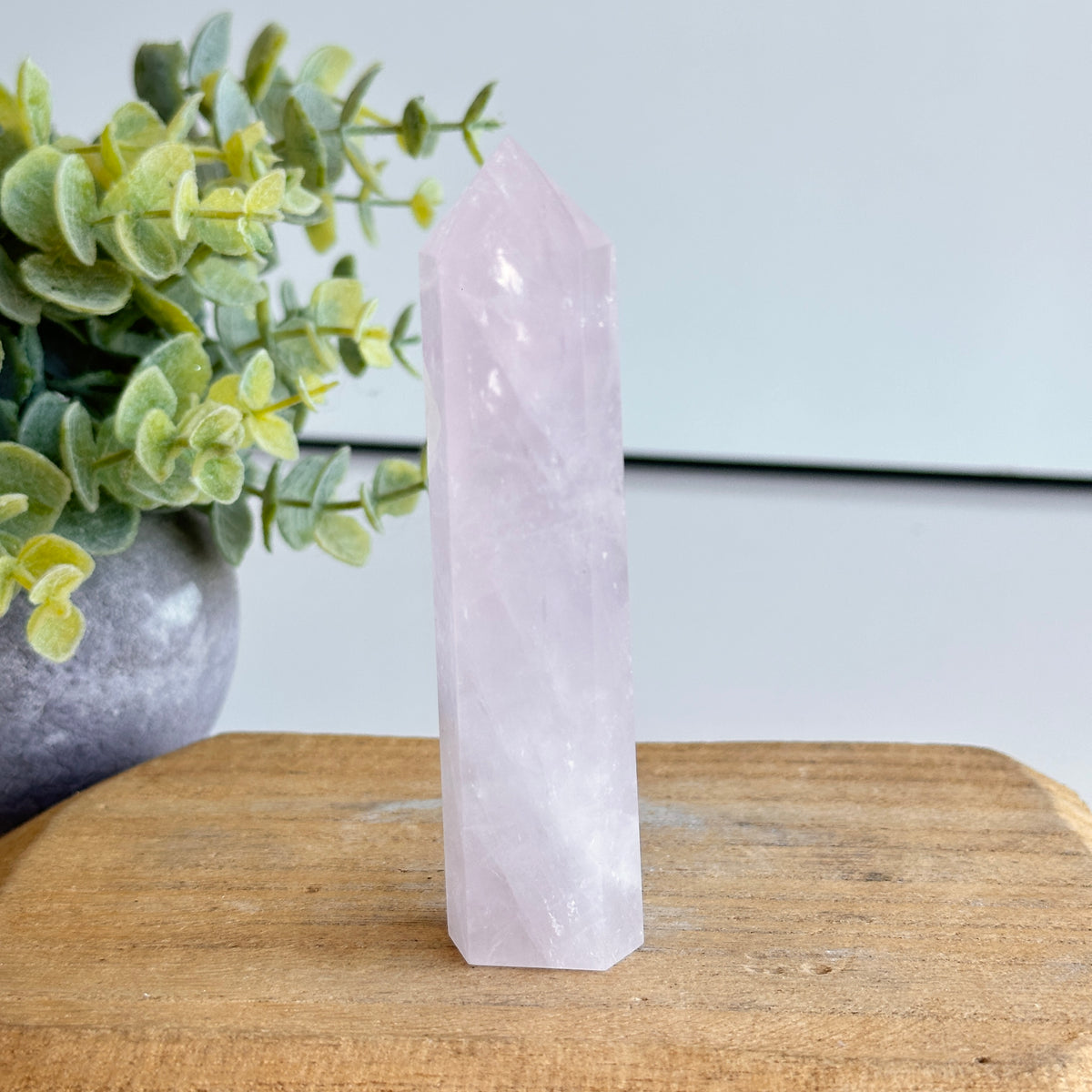 Rose Quartz Generator 10.1cm