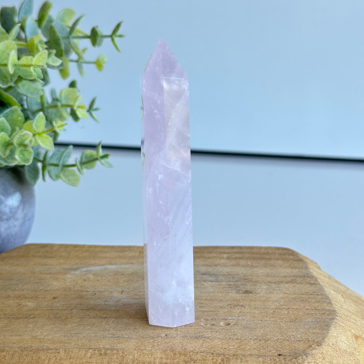 Rose Quartz Generator 10.1cm