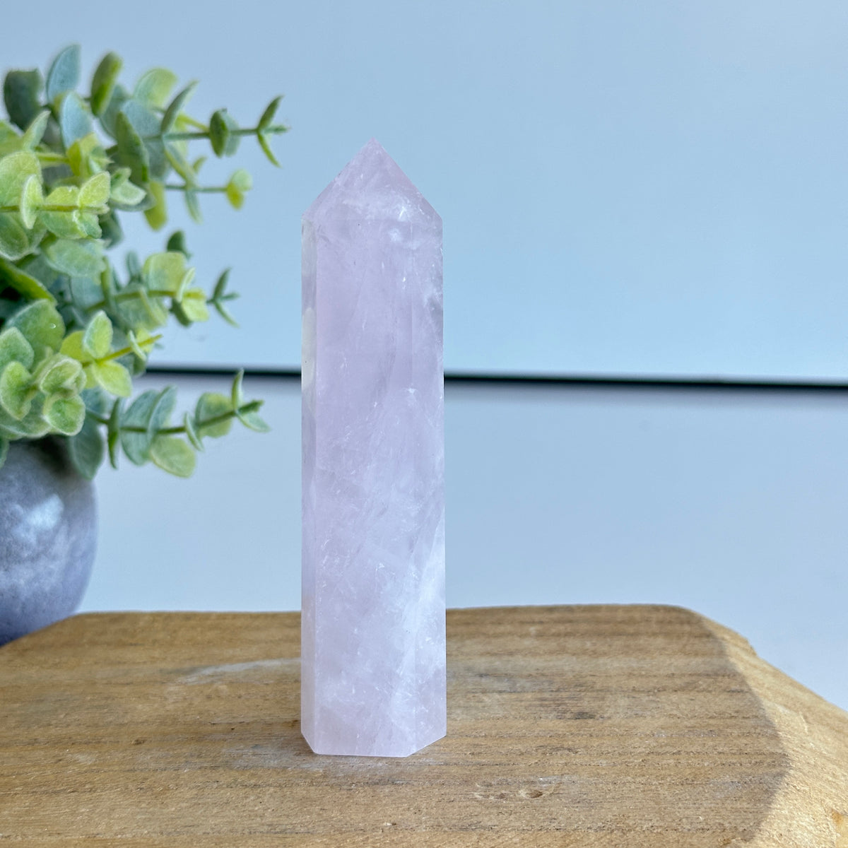 Rose Quartz Generator 10.1cm