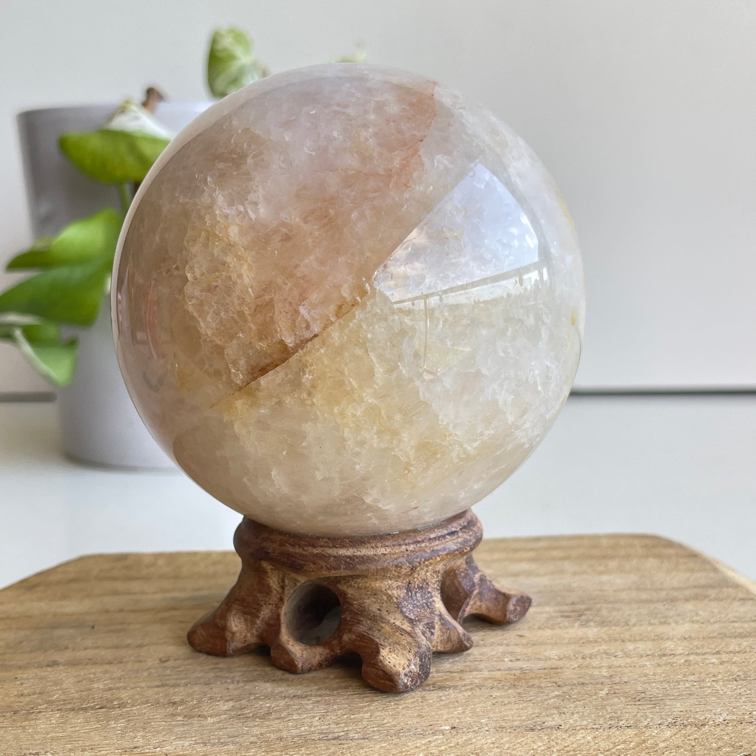 Lithium Quartz Sphere 8.1cm
