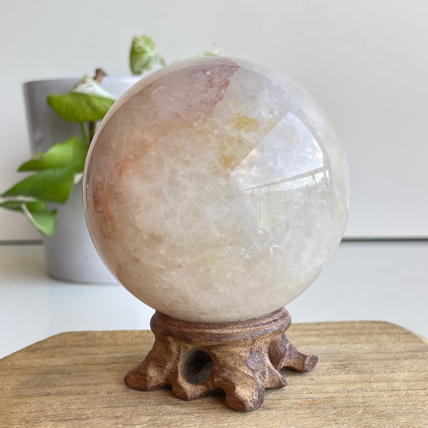Lithium Quartz Sphere 8.1cm