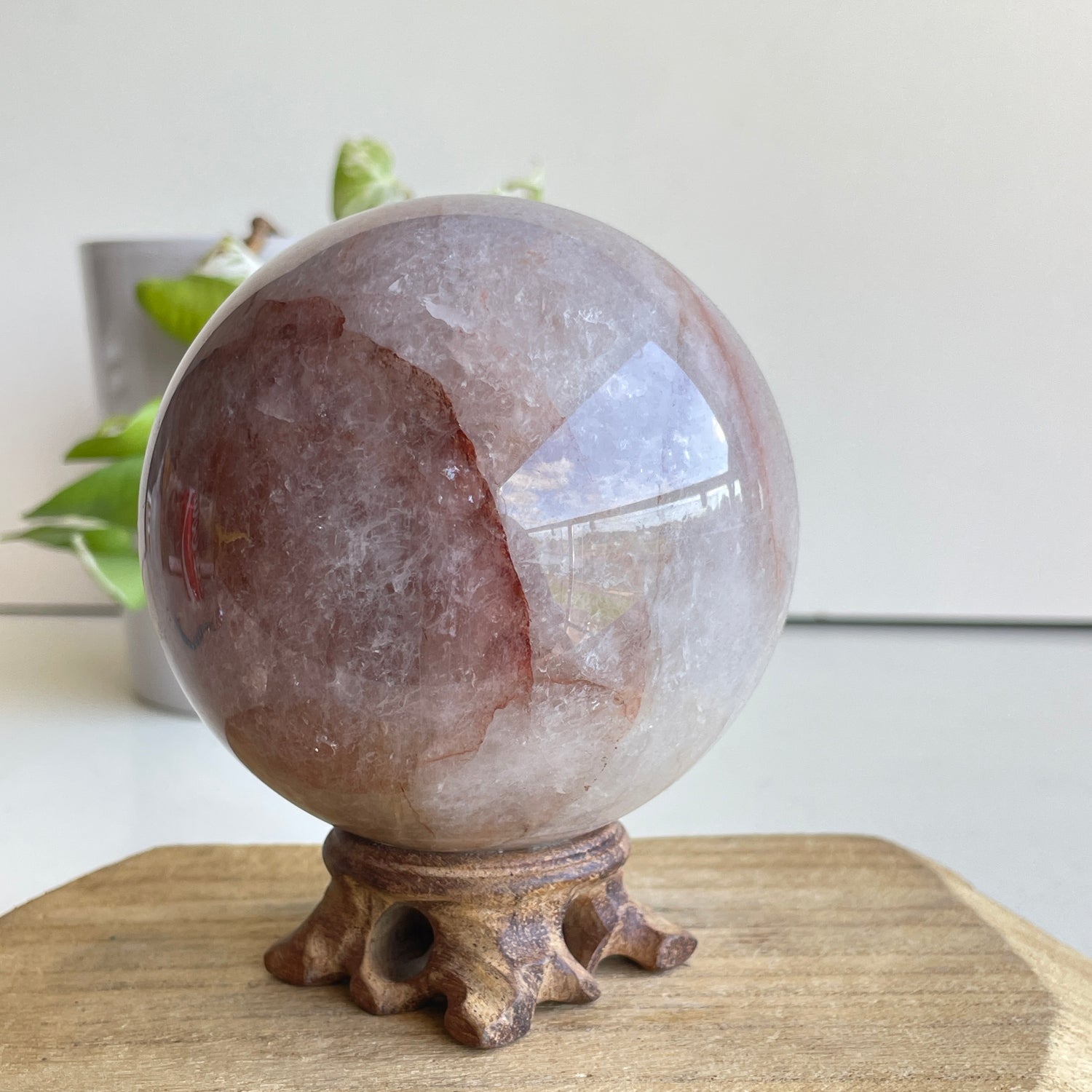 Lithium Quartz Sphere 9cm