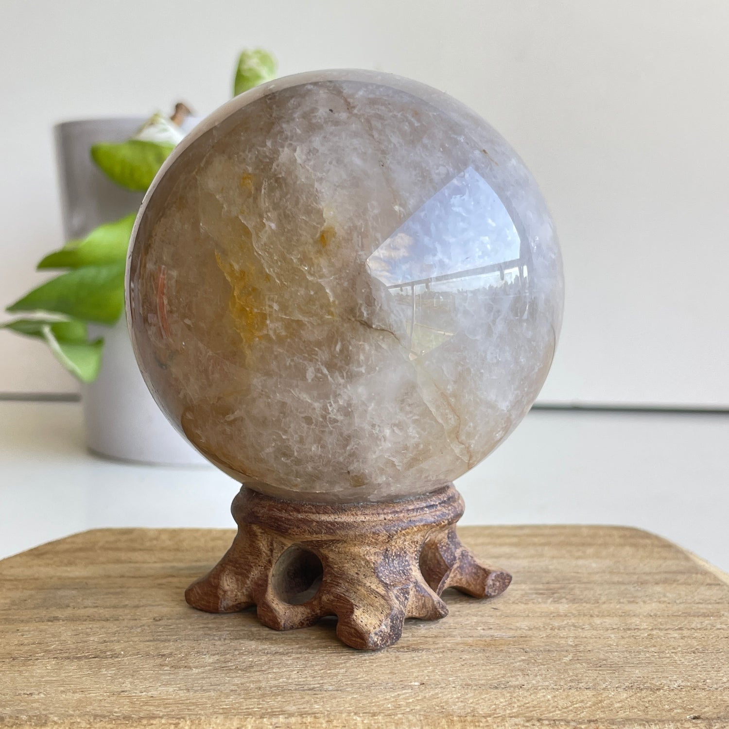 Lithium Quartz Sphere 8cm
